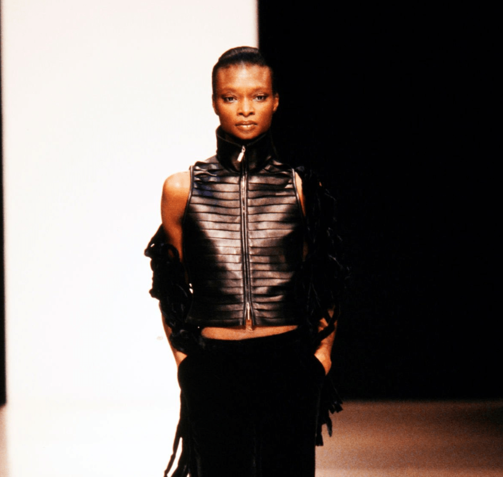 F/W 2000 Giorgio Armani Runway Black Leather Strip Sleeveless Cropped Vest - RealList