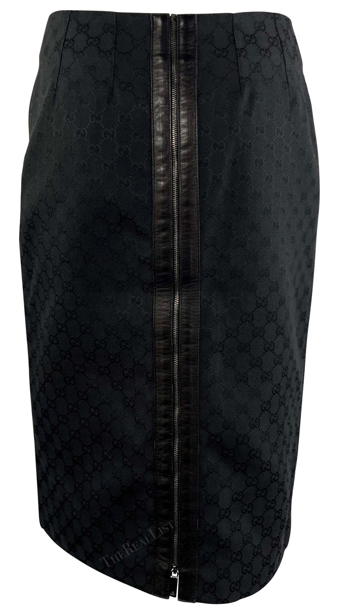 F/W 2000 Gucci by Tom Ford Black GG Monogram Zipper Pencil Skirt - RealList