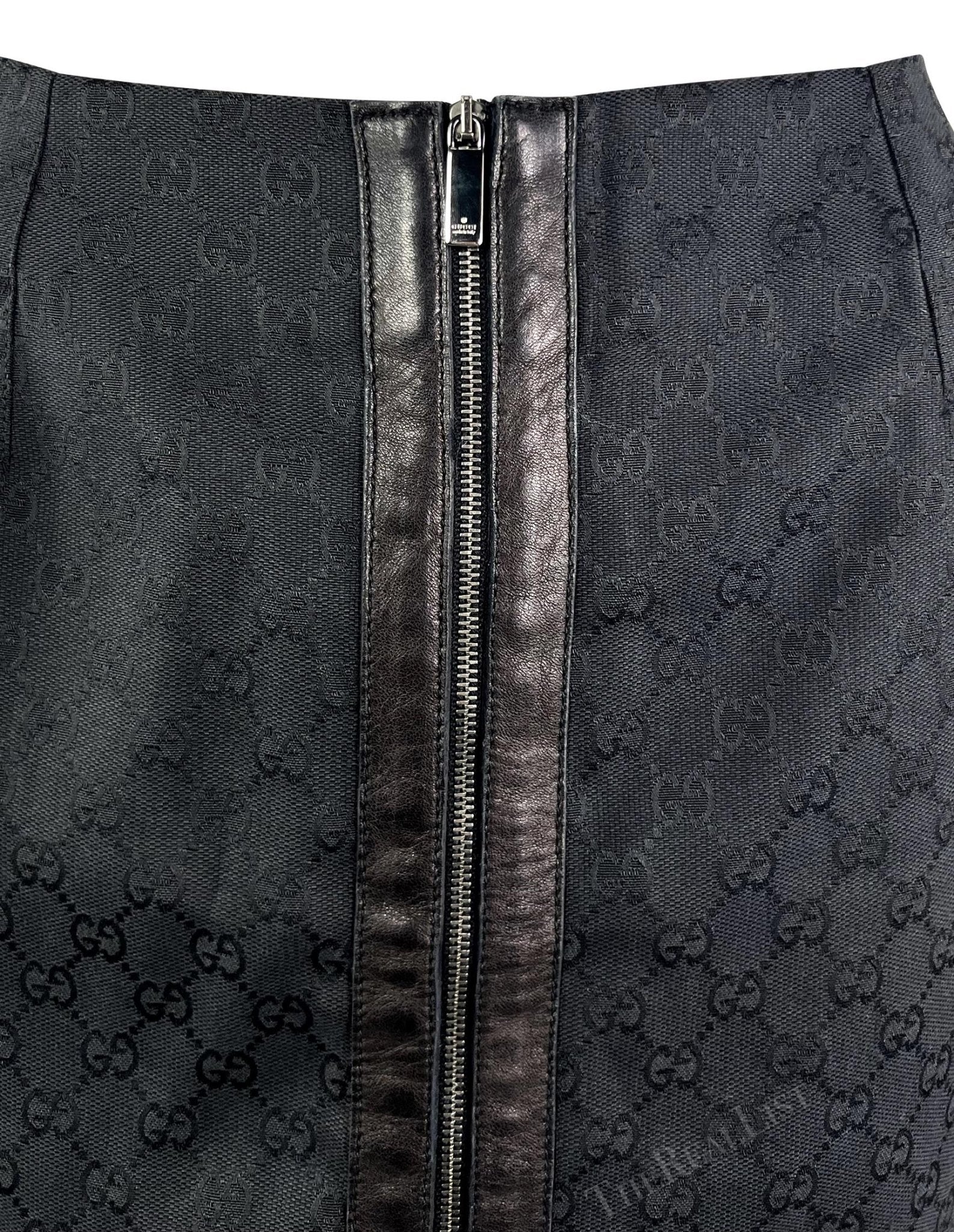 F/W 2000 Gucci by Tom Ford Black GG Monogram Zipper Pencil Skirt - RealList