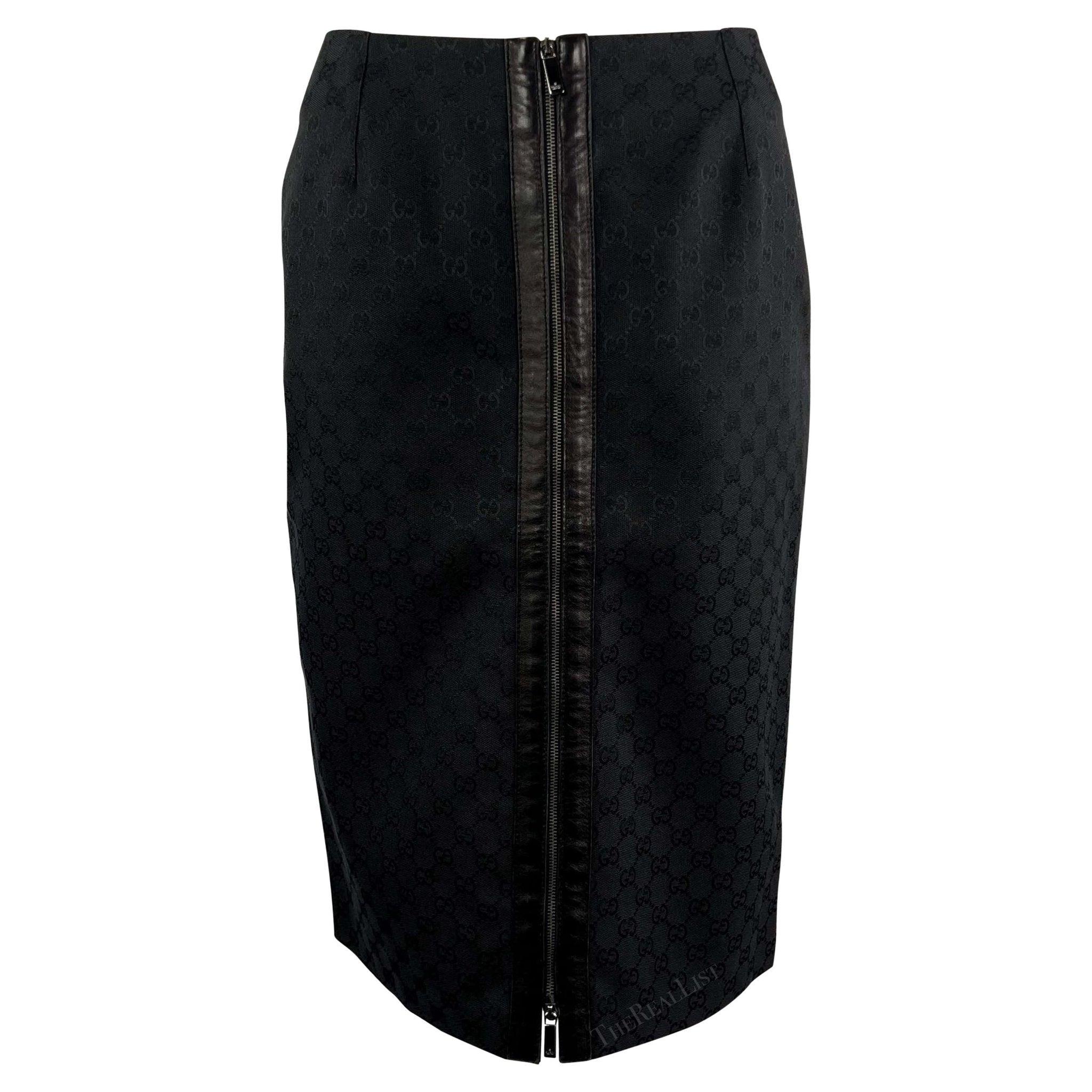 F/W 2000 Gucci by Tom Ford Black GG Monogram Zipper Pencil Skirt - RealList