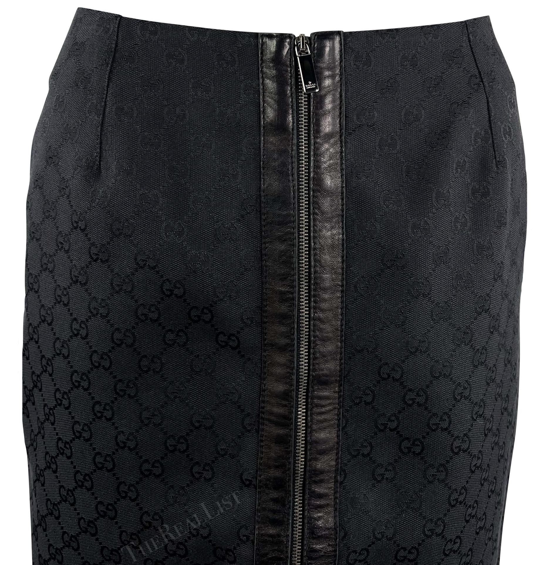 F/W 2000 Gucci by Tom Ford Black GG Monogram Zipper Pencil Skirt - RealList