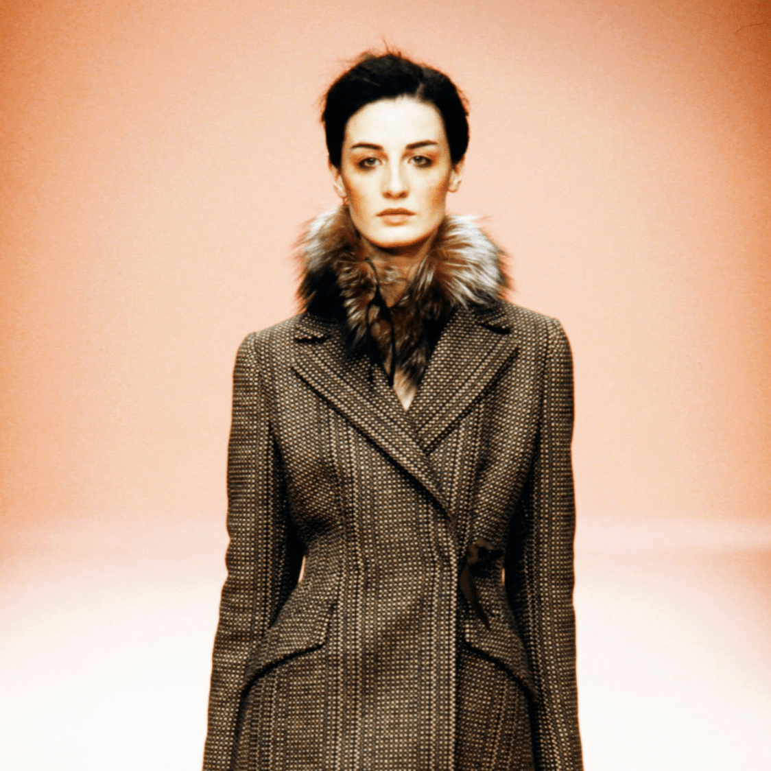 F/W 2000 Prada Runway Brown Genuine Brown Fox Fur Mini Scarf Collar - RealList