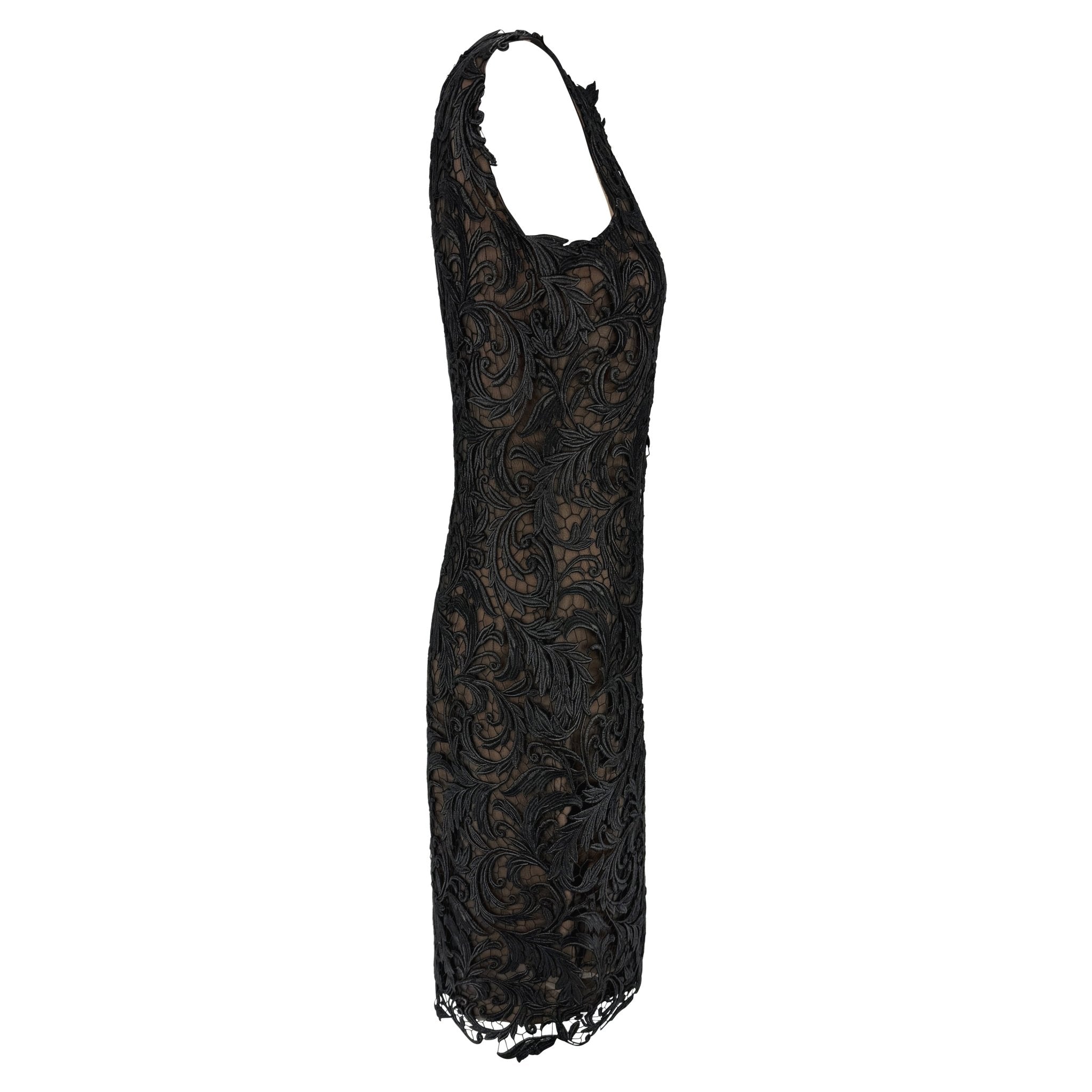 F/W 2001 Balmain Haute Couture by Oscar de la Renta Black Guipure Lace Cocktail Dress - RealList