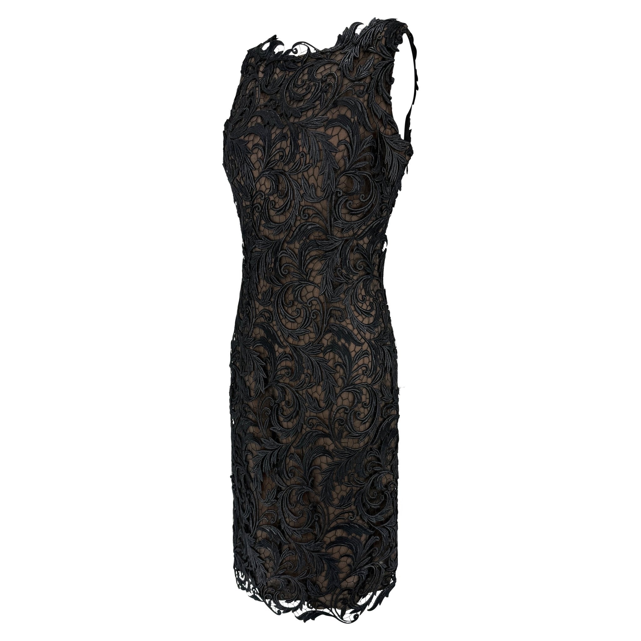 F/W 2001 Balmain Haute Couture by Oscar de la Renta Black Guipure Lace Cocktail Dress - RealList