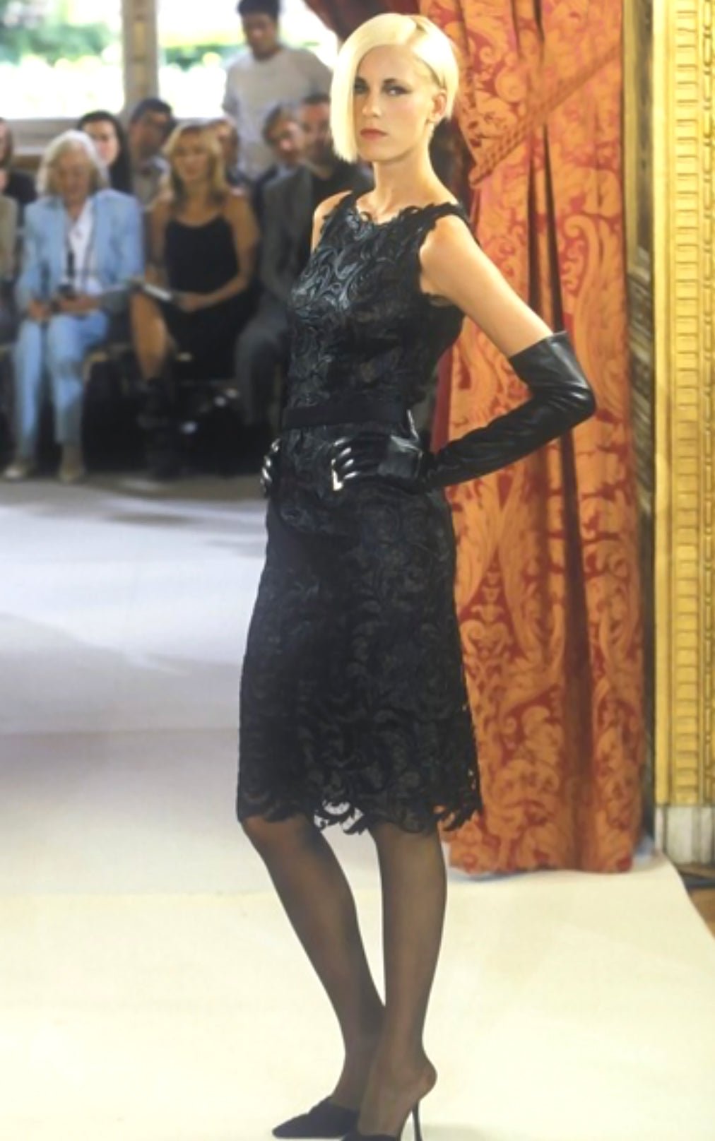 F/W 2001 Balmain Haute Couture by Oscar de la Renta Black Guipure Lace Cocktail Dress - RealList