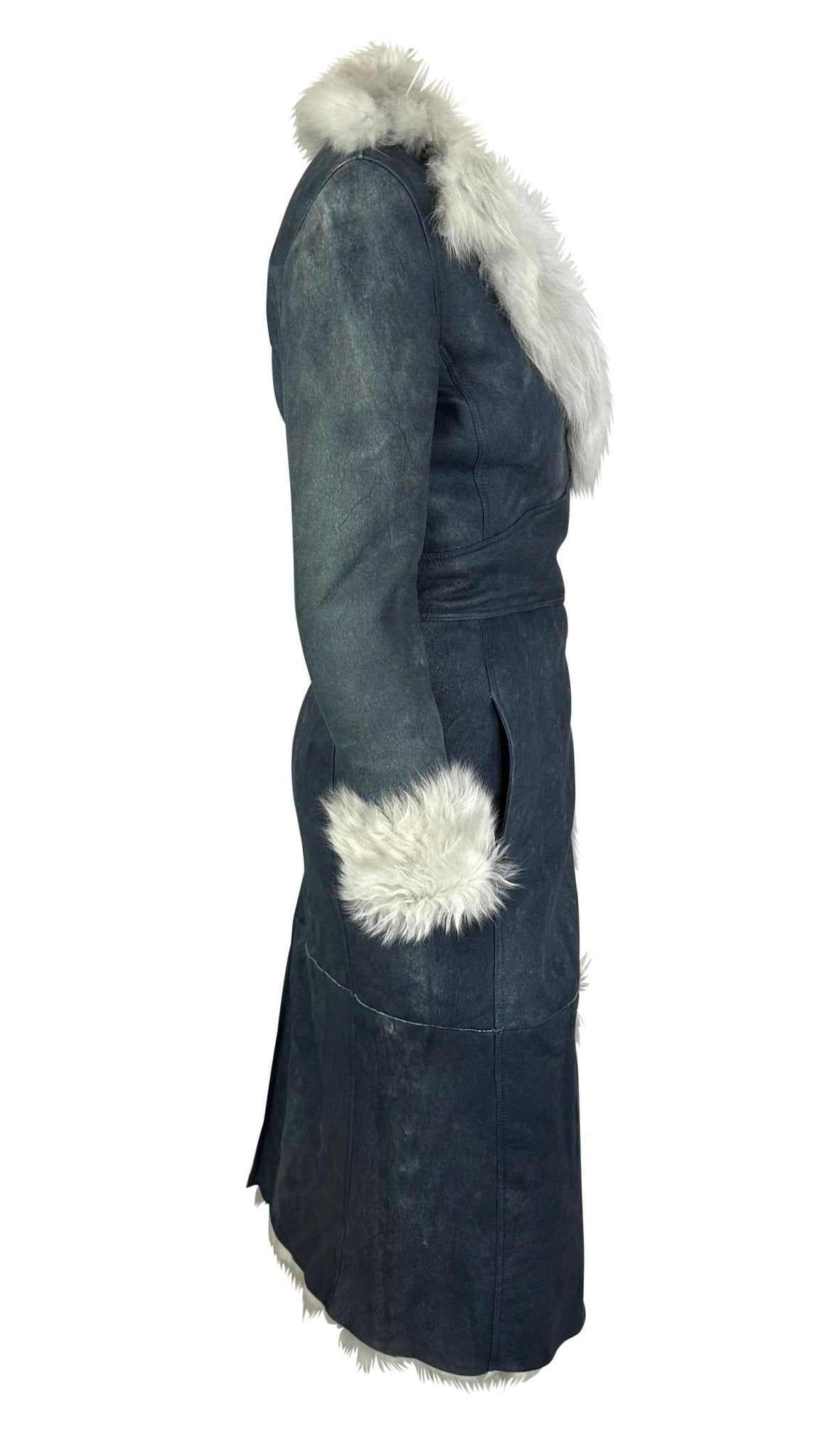 F/W 2001 Gianni Versace by Donatella Runway Navy Shearling Trench Coat - RealList