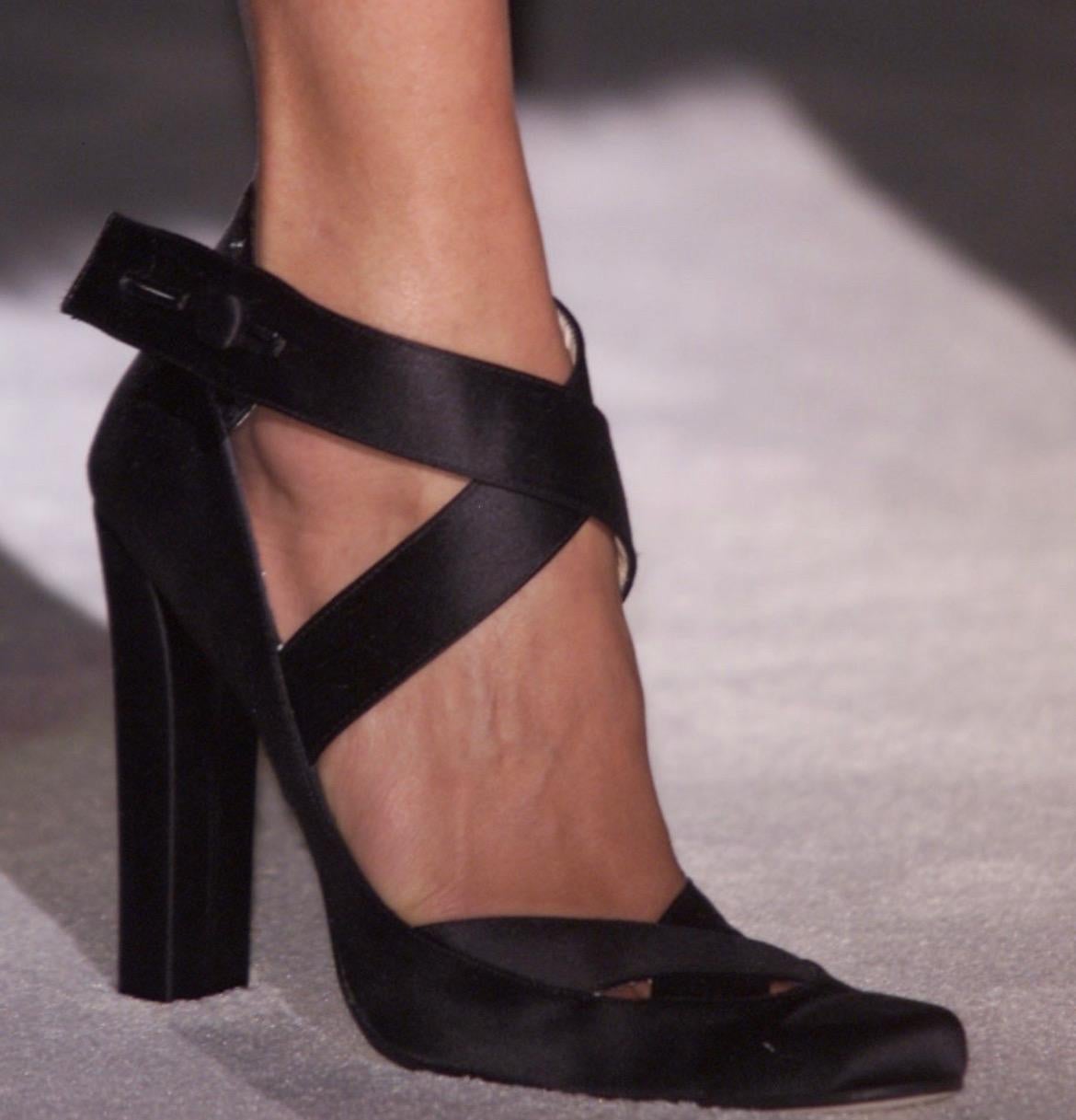 F/W 2001 Gucci by Tom Ford Pink Alligator Ballet Style 5" Heels - RealList