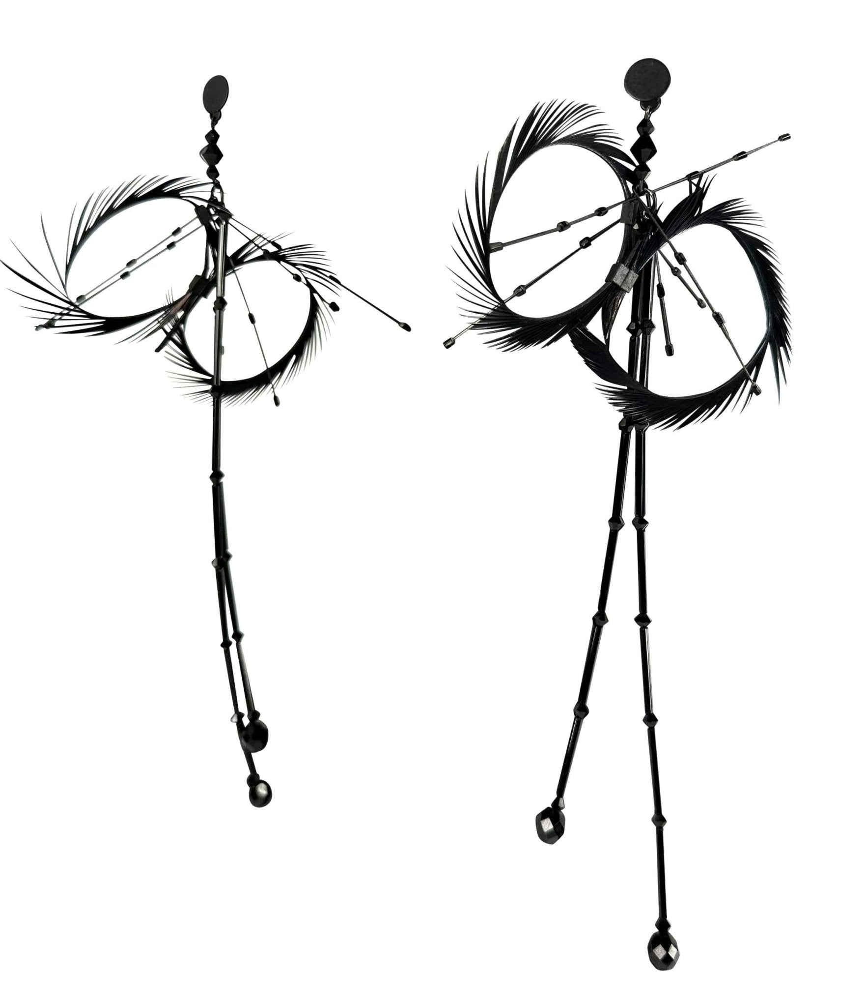 F/W 2001 Gucci by Tom Ford Runway Ad Black Beaded Feather Pendant Earrings - RealList