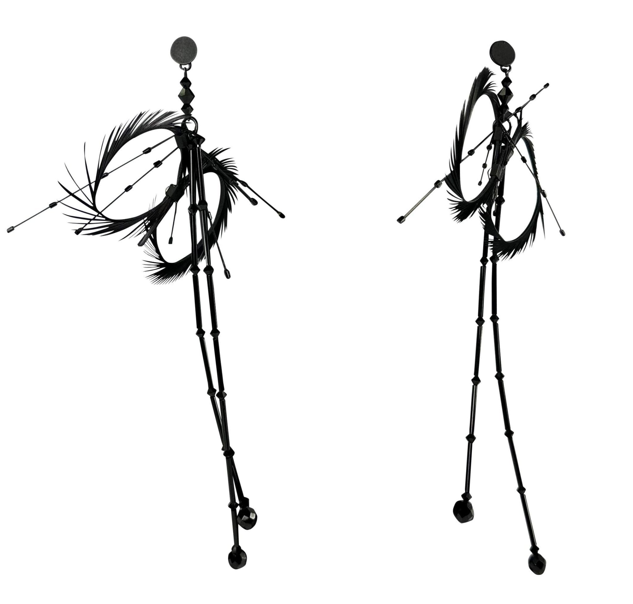 F/W 2001 Gucci by Tom Ford Runway Ad Black Beaded Feather Pendant Earrings - RealList