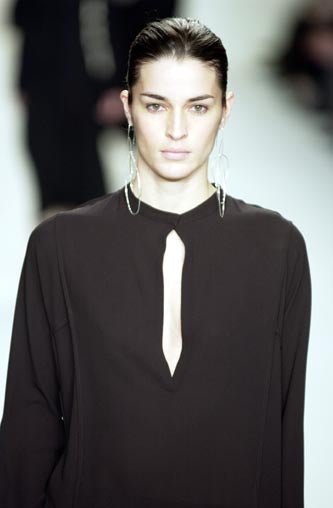 F/W 2002 Calvin Klein Collection Runway Black Keyhole High - Slit Tunic Top - RealList