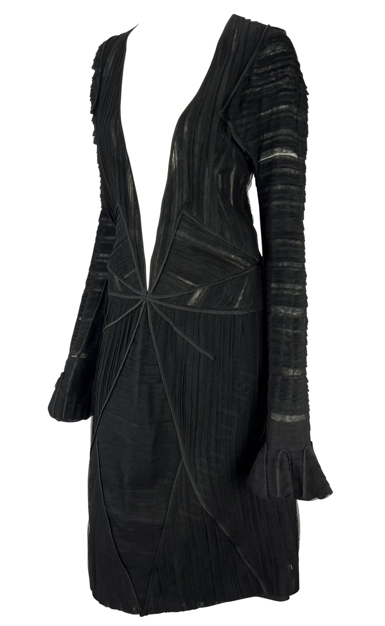 F/W 2002 Yves Saint Laurent by Tom Ford Black Silk Tulle Plunging Runway Dress - RealList