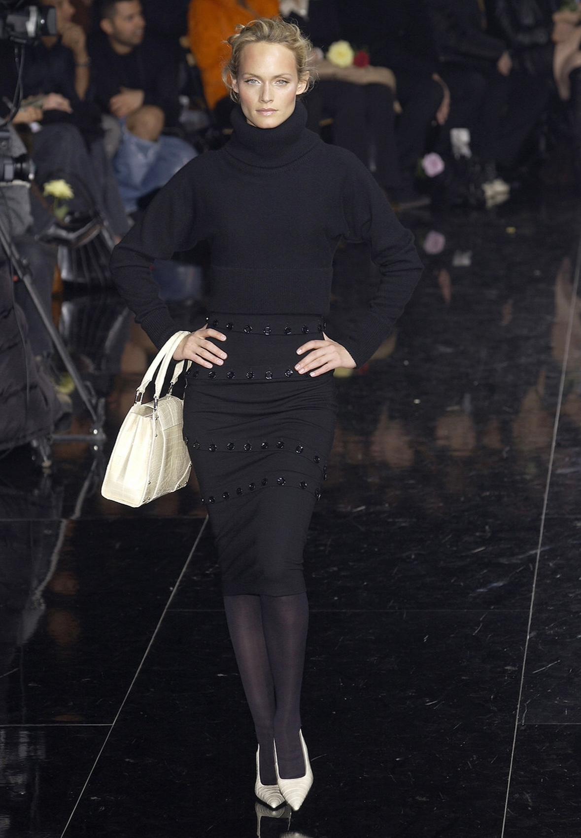 F/W 2003 Dolce & Gabbana Button Transformable Bodycon Skirt - RealList