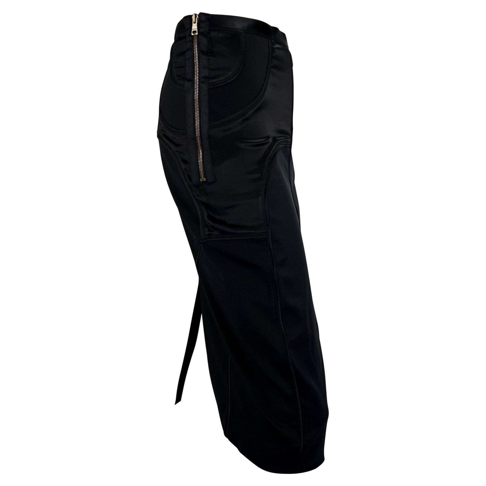 F/W 2003 Gucci by Tom Ford Black Satin Panel Zip Stretch Skirt - RealList