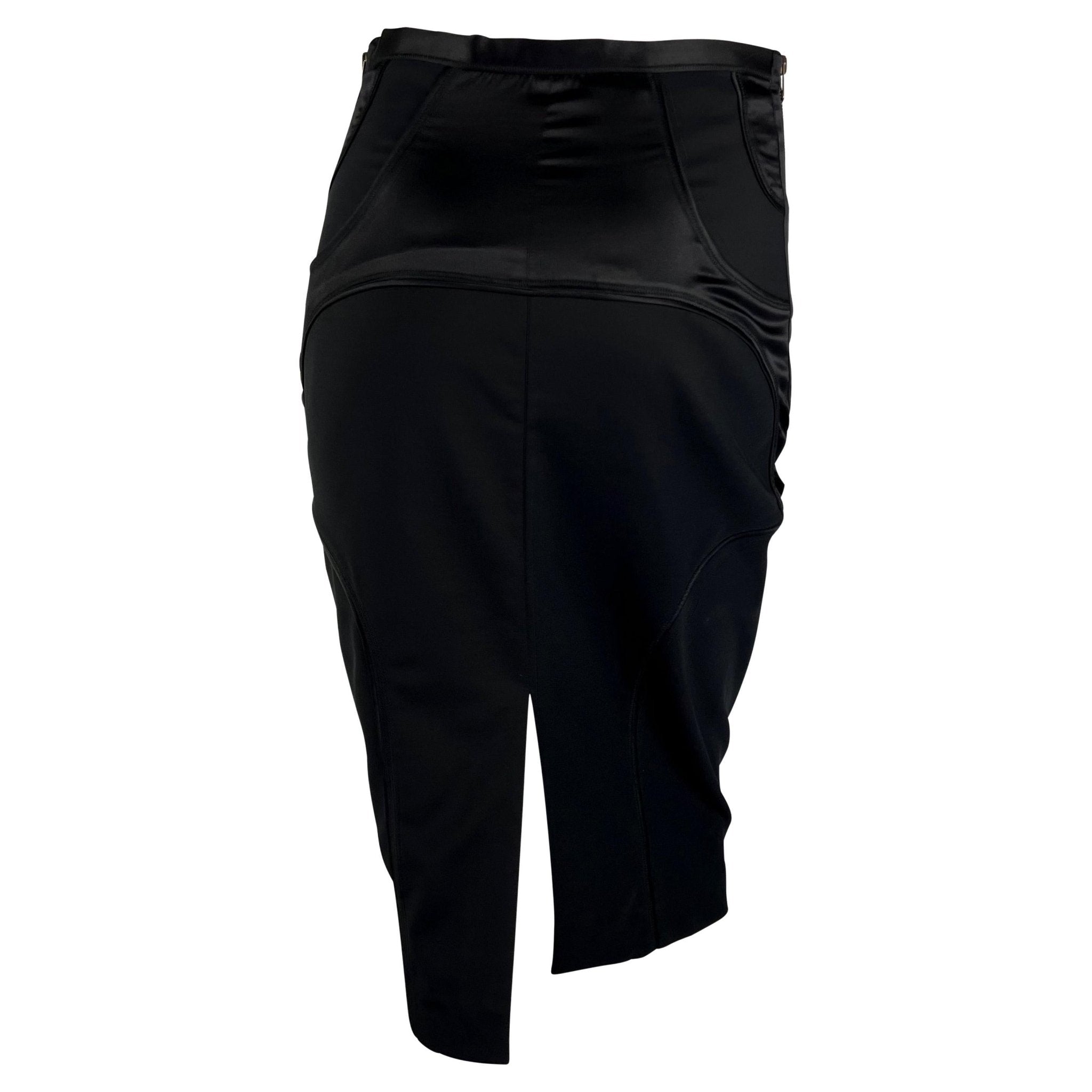 F/W 2003 Gucci by Tom Ford Black Satin Panel Zip Stretch Skirt - RealList