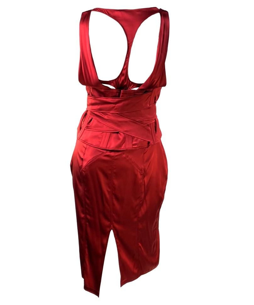F/W 2003 Gucci by Tom Ford Red Silk Satin Corset Belted Runway Dress - RealList