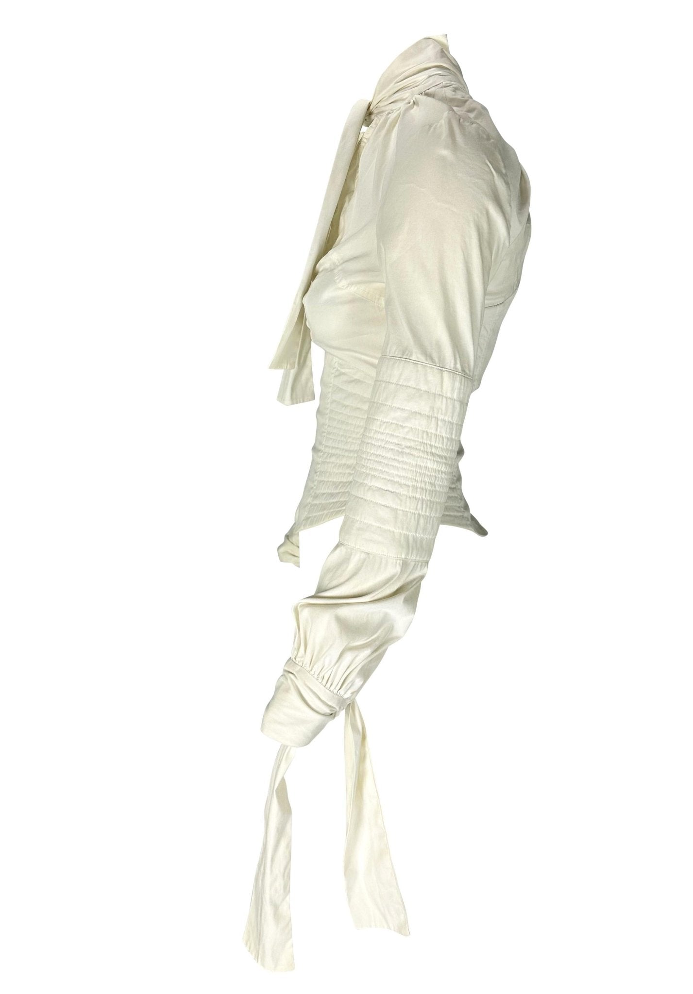 F/W 2003 Gucci by Tom Ford Ruched White Stretch Cotton Quilted Tie Blouse - RealList