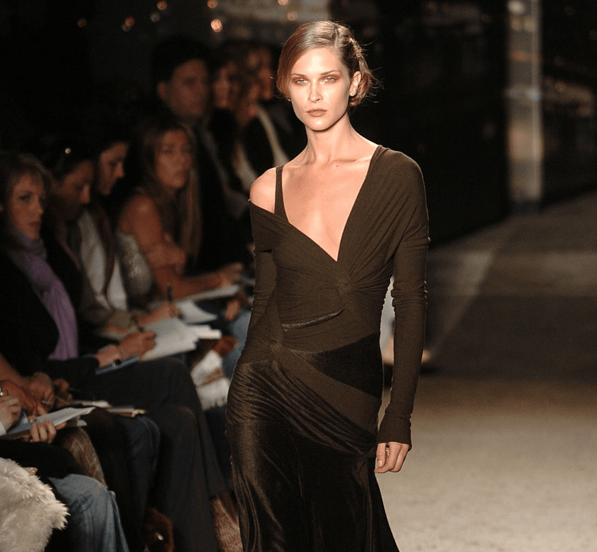 F/W 2004 Donna Karan Runway Dark Green Velvet Stretch Wool Long Sleeve Dress - RealList