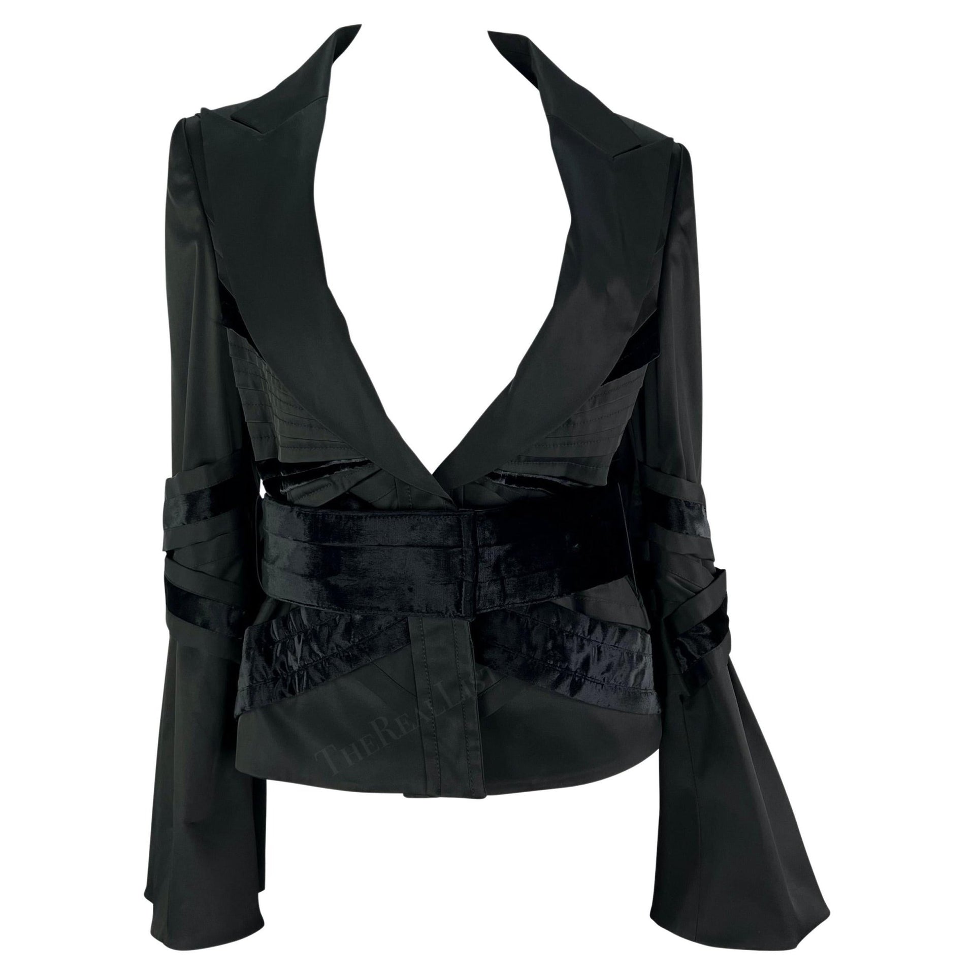 F/W 2004 Gucci by Tom Ford Black Velvet Runway Bell Sleeve Blazer - RealList