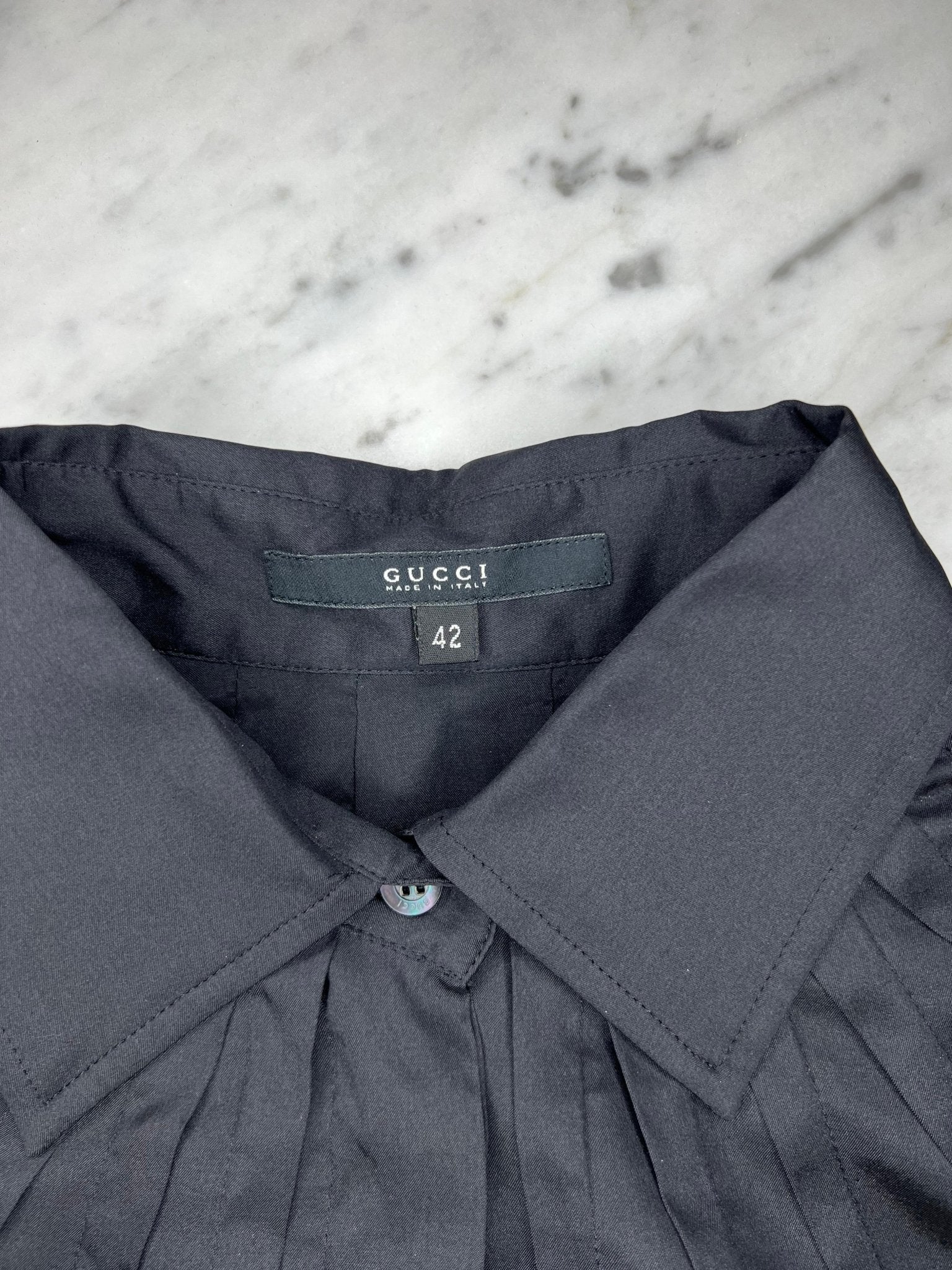 F/W 2004 Gucci by Tom Ford Finale Black Velvet Ribbon Pleated Button Up Top - RealList