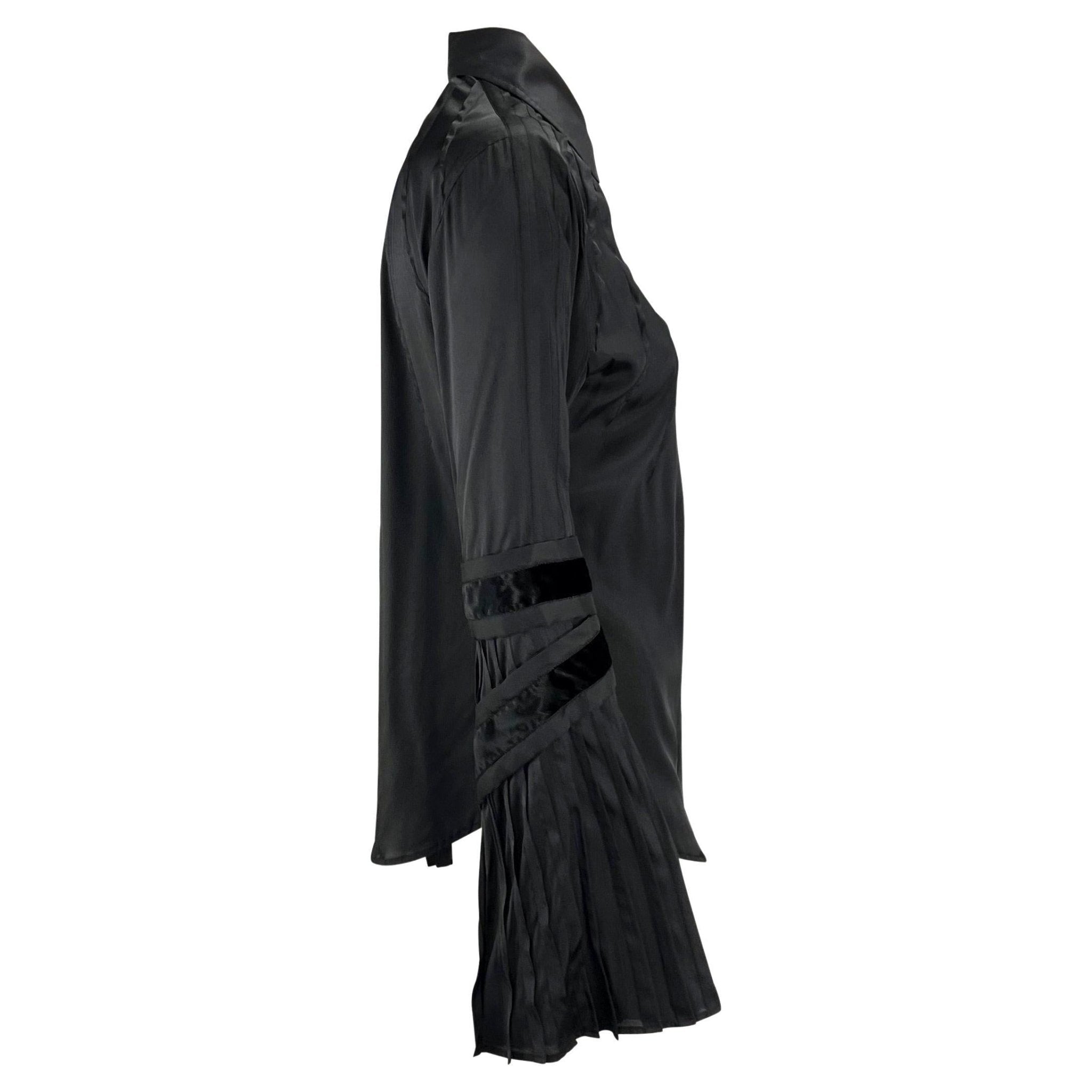 F/W 2004 Gucci by Tom Ford Finale Black Velvet Ribbon Pleated Button Up Top - RealList