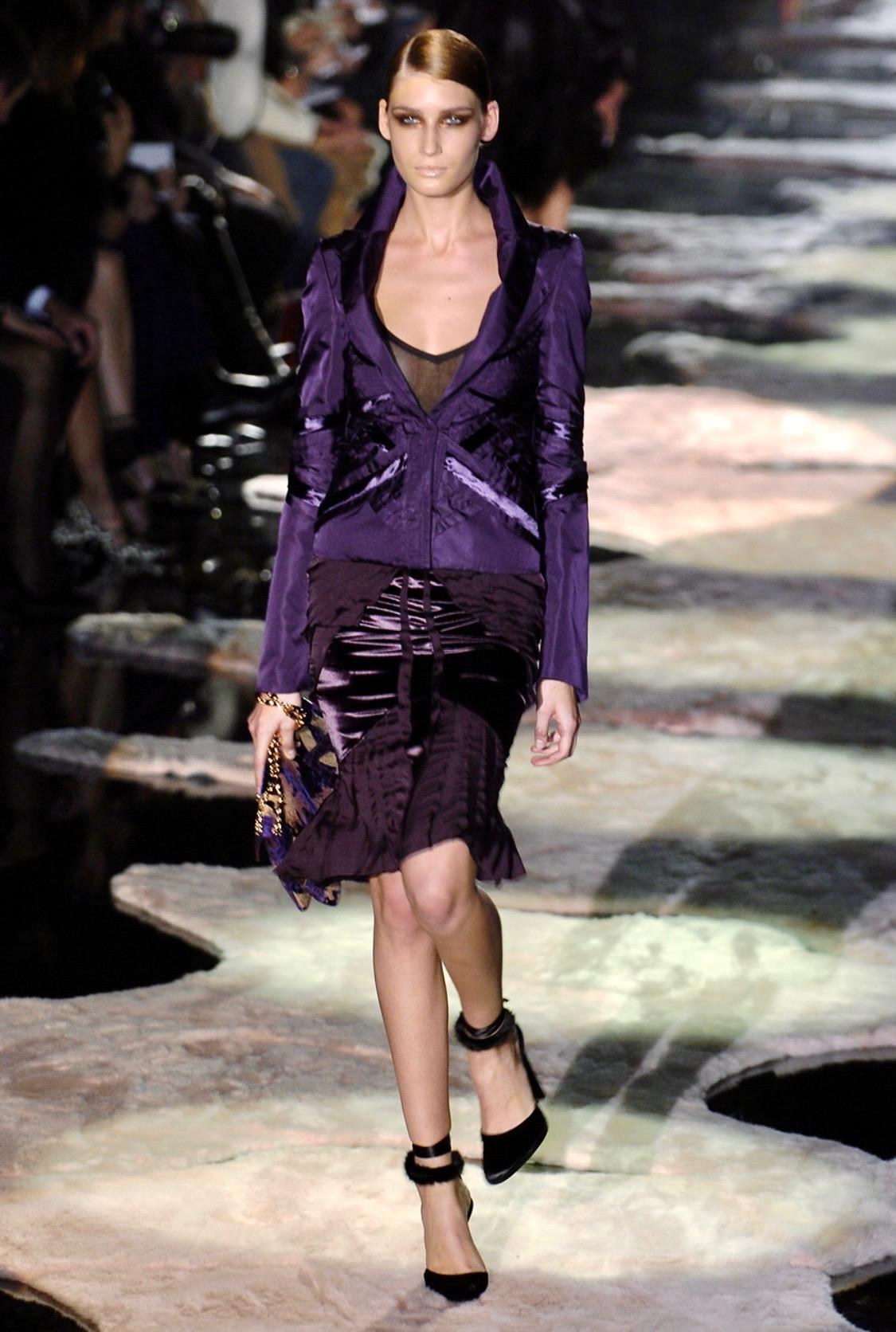 F/W 2004 Gucci by Tom Ford Purple Burgundy Velvet Silk Ribbon Runway Skirt Suit - RealList