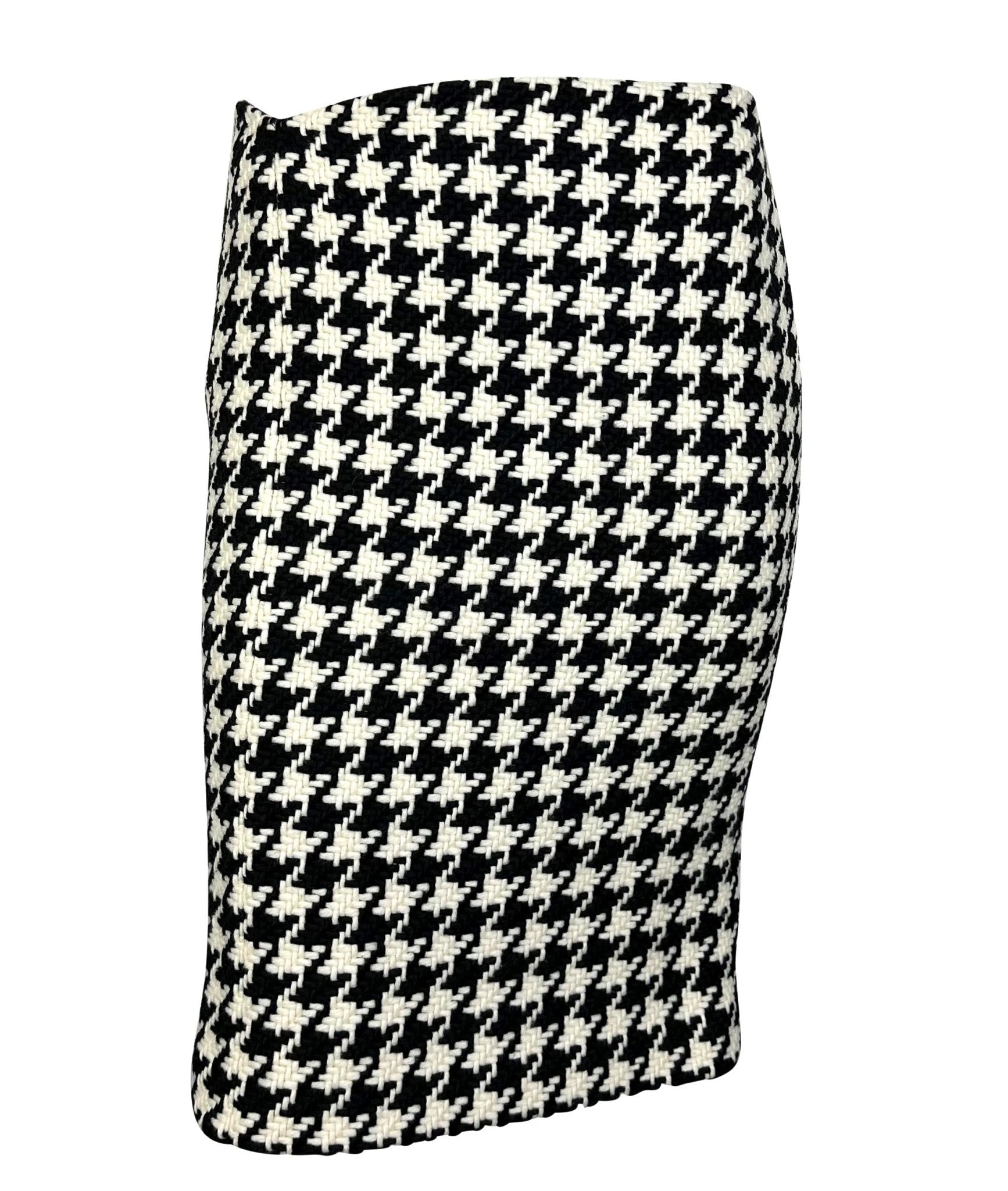 F/W 2004 Versace by Donatella Runway Black White Tweed Houndstooth Skirt Suit - RealList