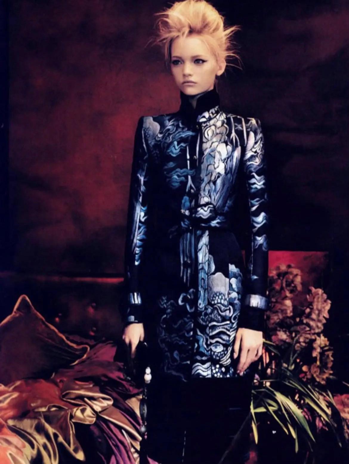 F/W 2004 Yves Saint Laurent by Tom Ford Blue Chinoiserie Skirt - RealList