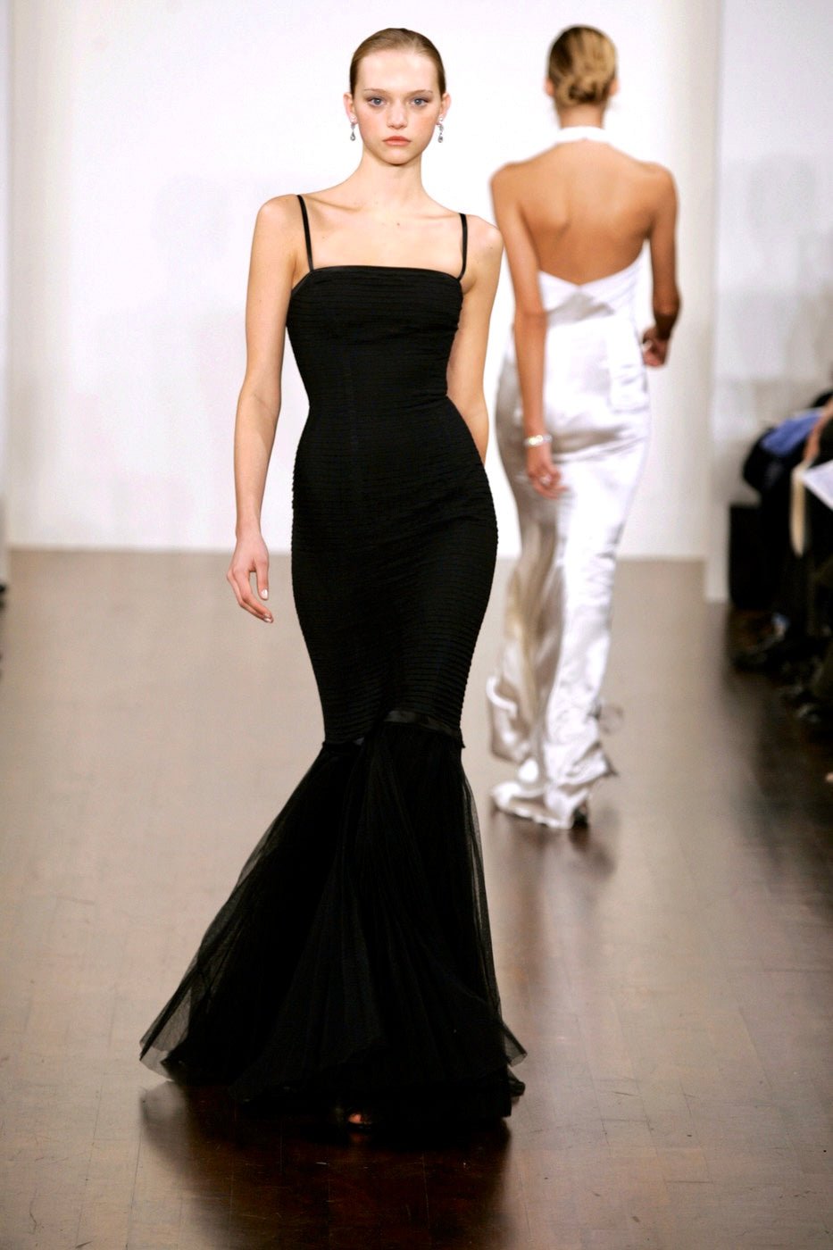 F/W 2005 Ralph Lauren Runway 'Ava' Pleated Black Tulle Trumpet Flared Gown - RealList