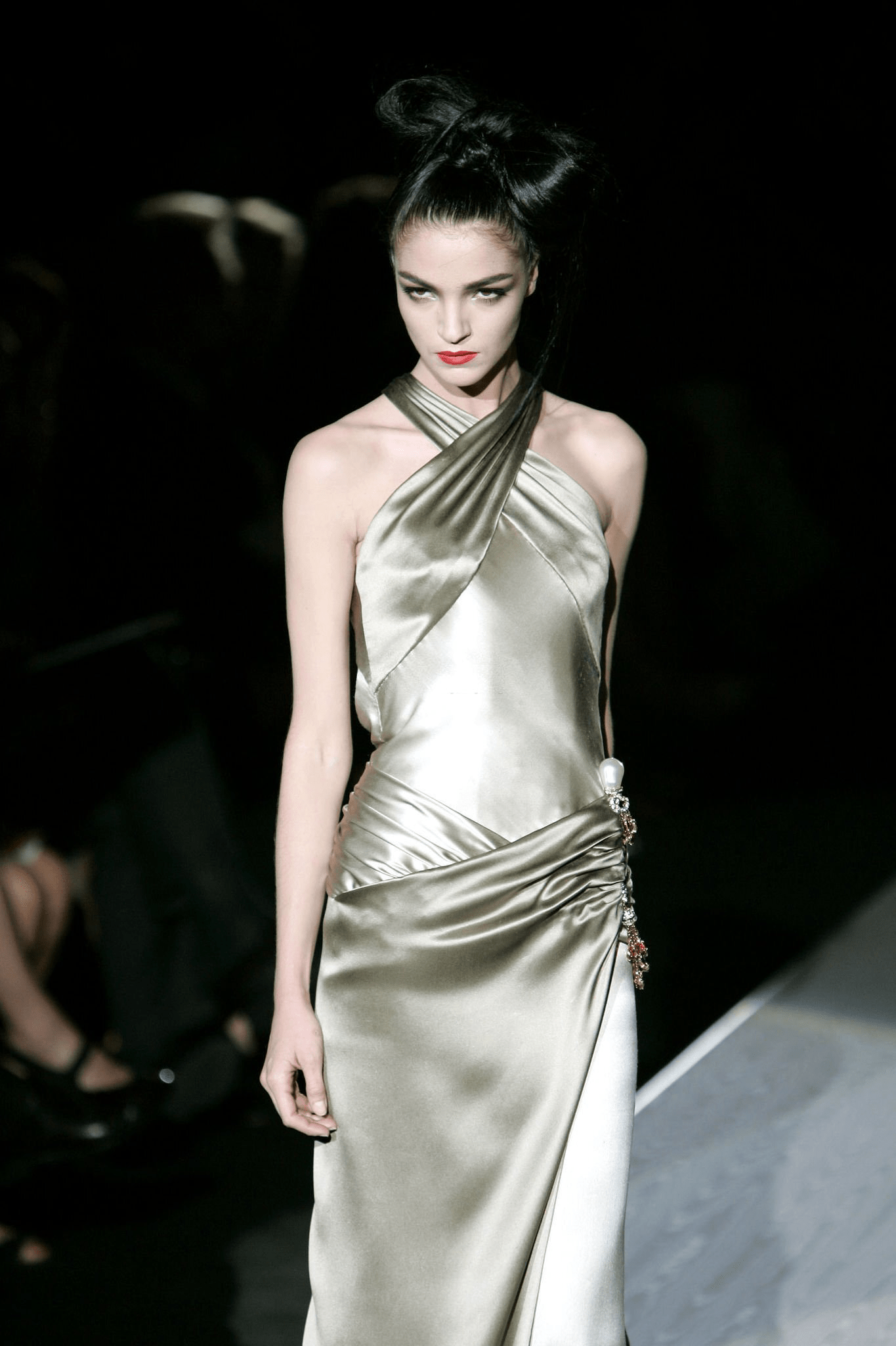 F/W 2005 Valentino Haute Couture Olive Green Silk Metal Embellished Runway Gown - RealList