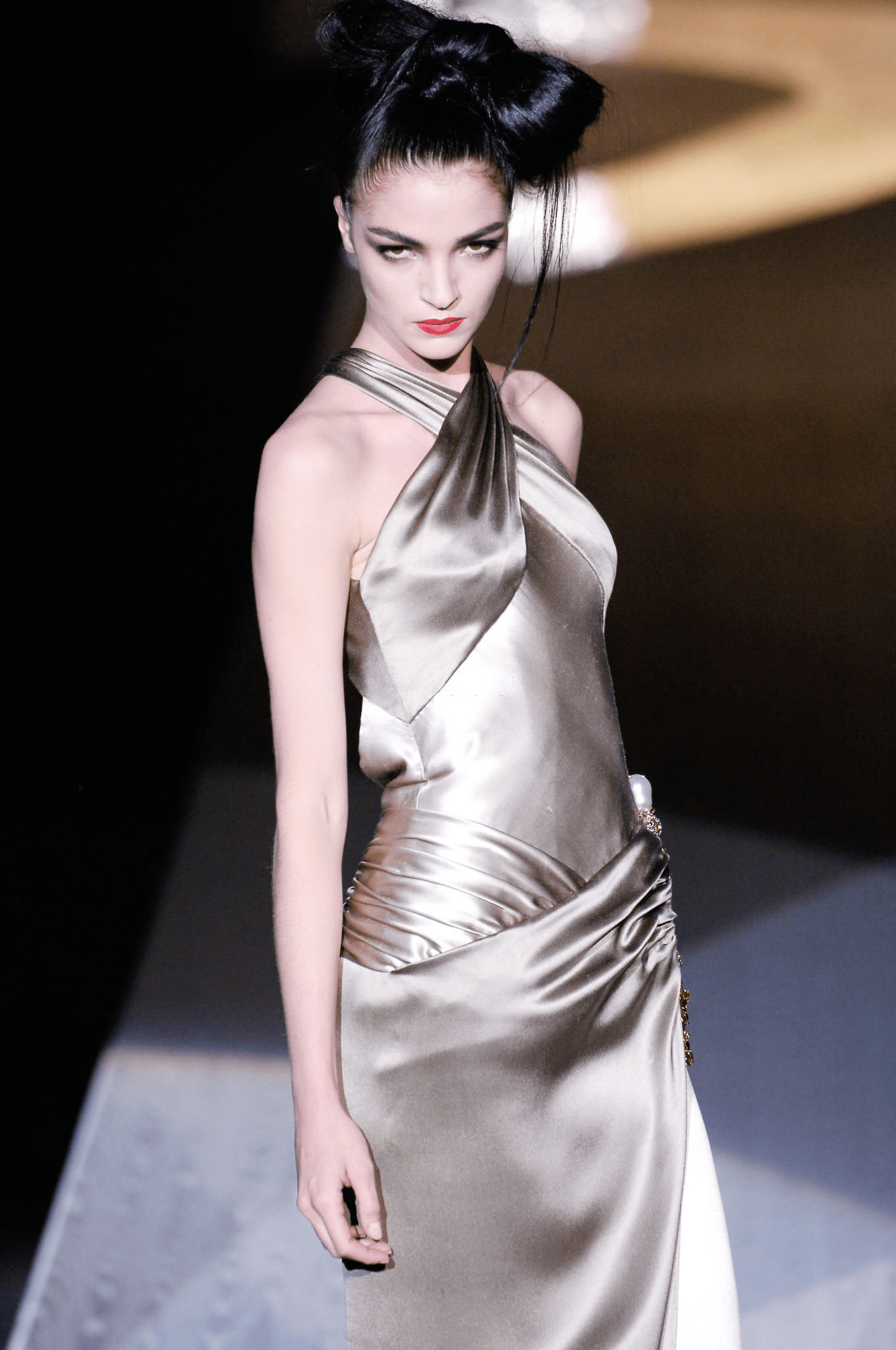 F/W 2005 Valentino Haute Couture Olive Green Silk Metal Embellished Runway Gown - RealList