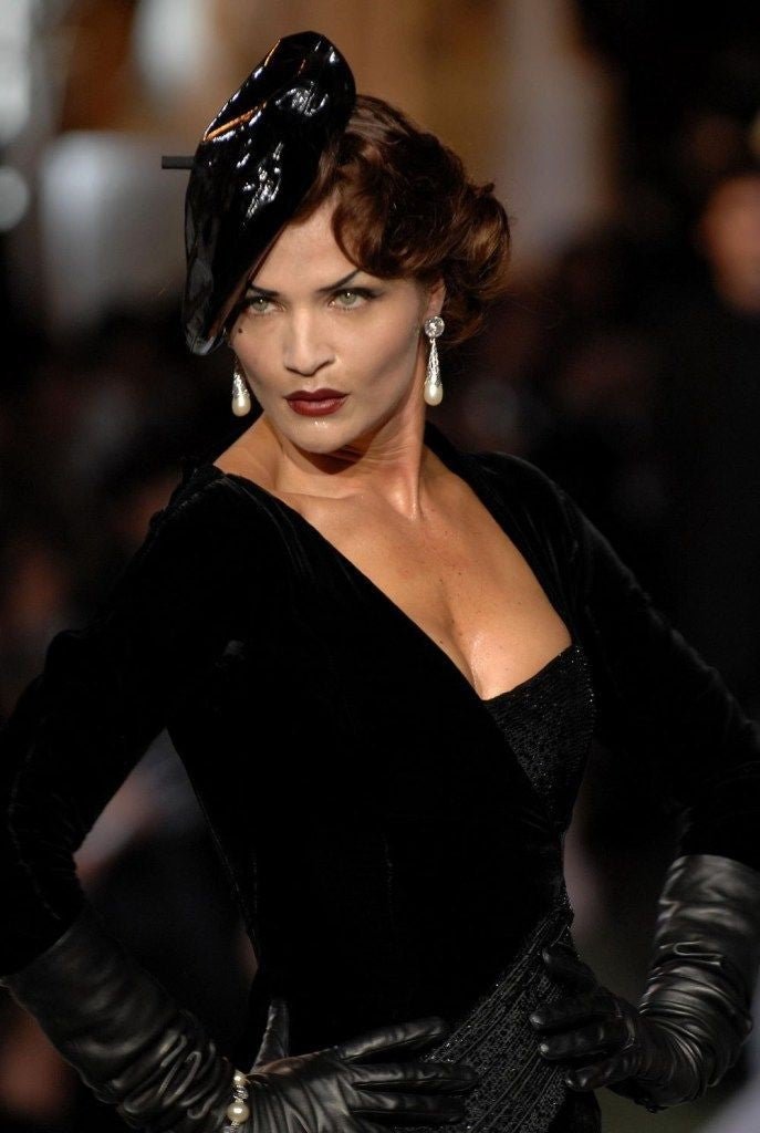 F/W 2007 Christian Dior Haute Couture by John Galliano Black Velvet Beaded Dress - RealList