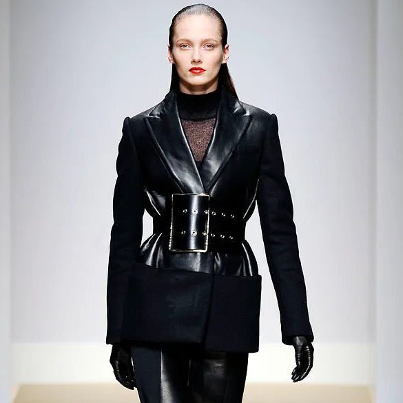F/W 2010 Gianfranco Ferré Runway Oversized Buckle Black Leather Waist Belt - RealList