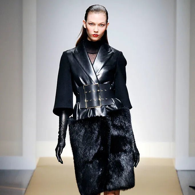 F/W 2010 Gianfranco Ferré Runway Oversized Buckle Black Leather Waist Belt - RealList