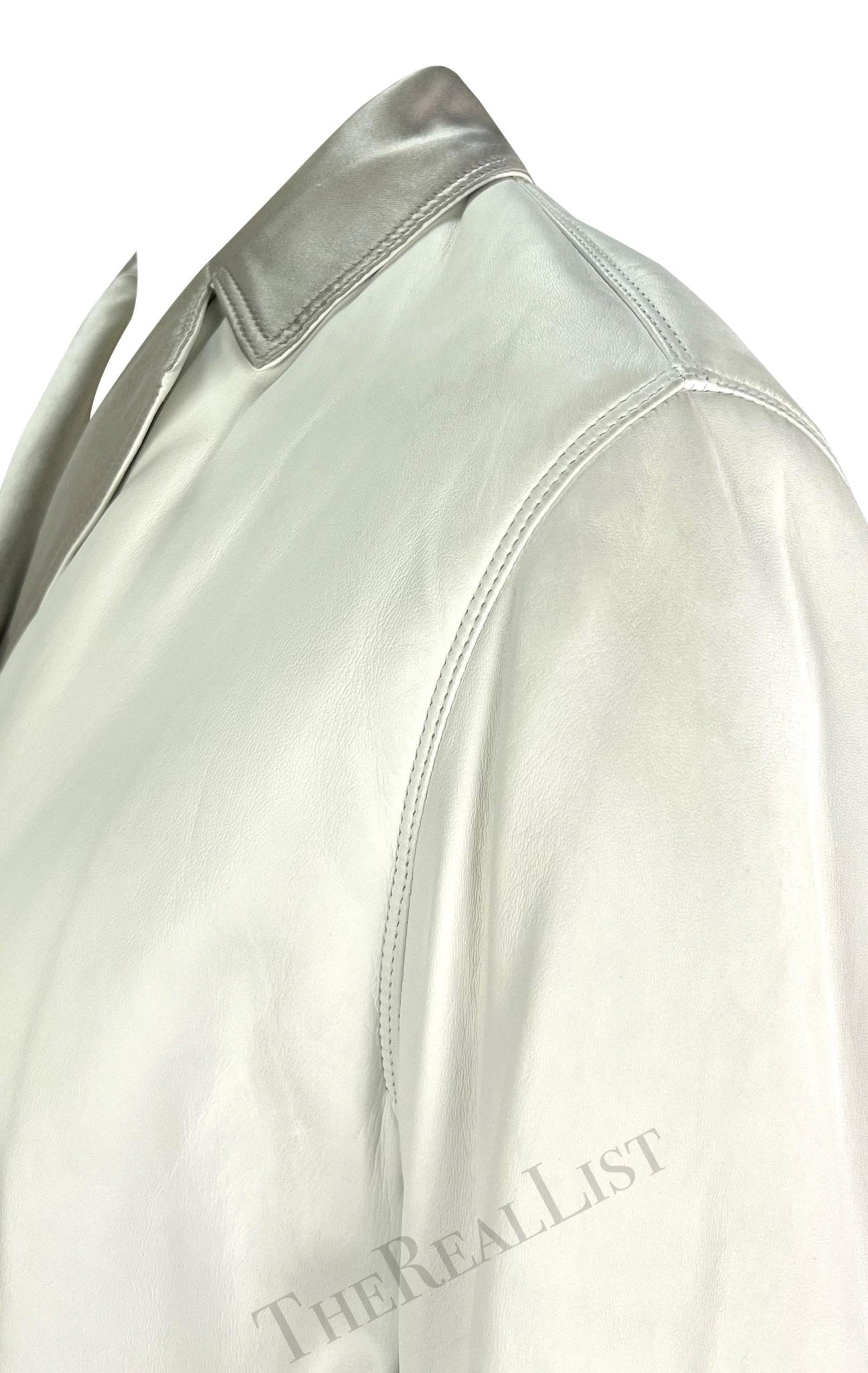 NWT F/W 1995 Gianni Versace Runway White Leather Silver Satin Medusa Car Coat - RealList