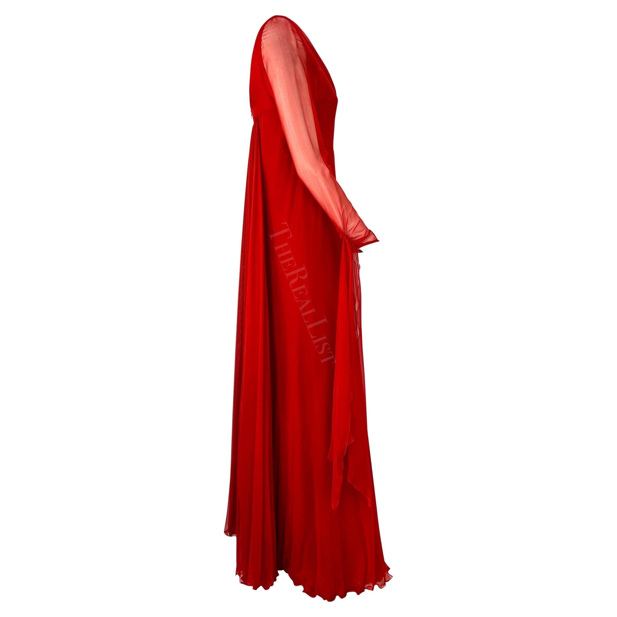 NWT F/W 2002 Valentino Garavani Runway Finale Red Silk Chiffon Train Gown - RealList