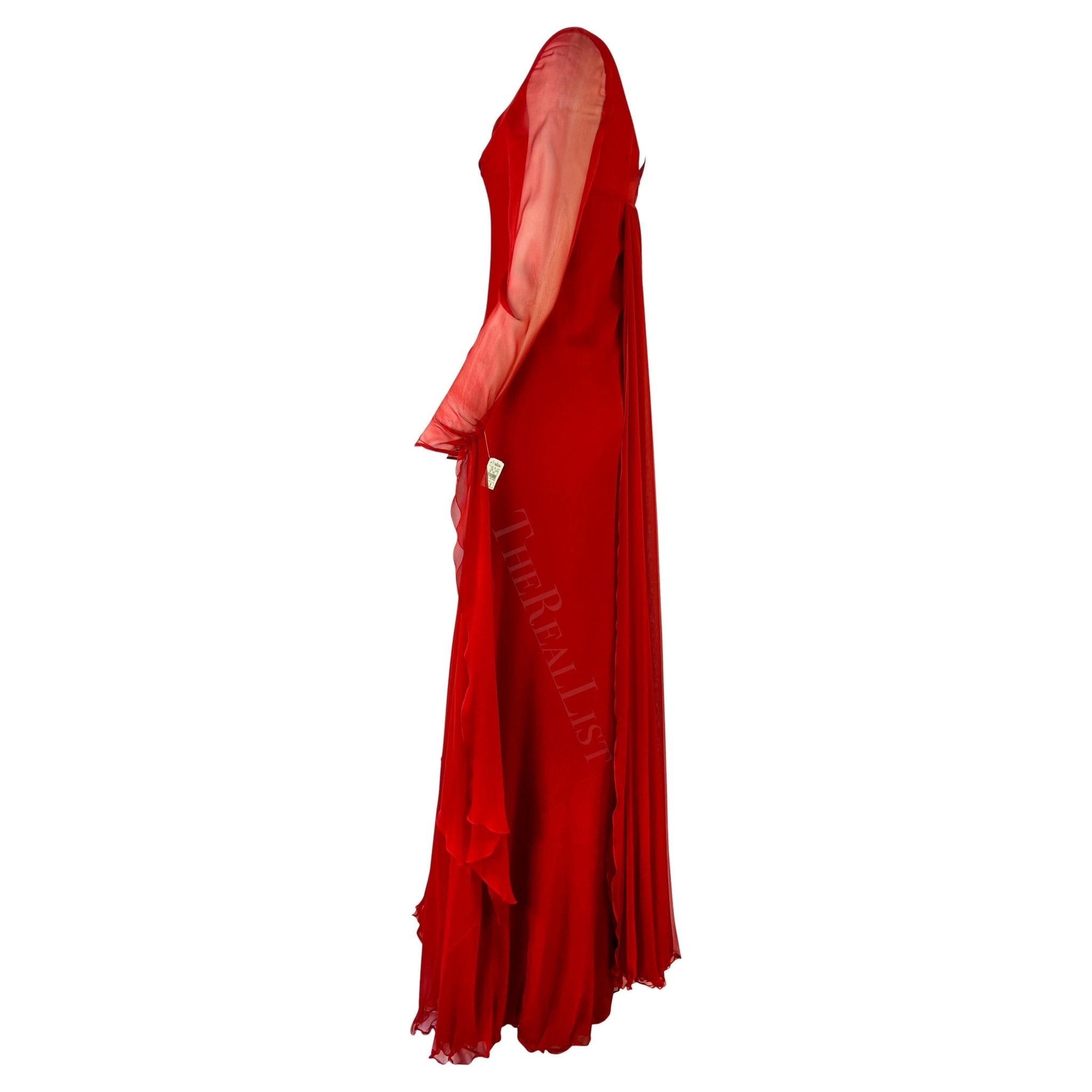 NWT F/W 2002 Valentino Garavani Runway Finale Red Silk Chiffon Train Gown - RealList