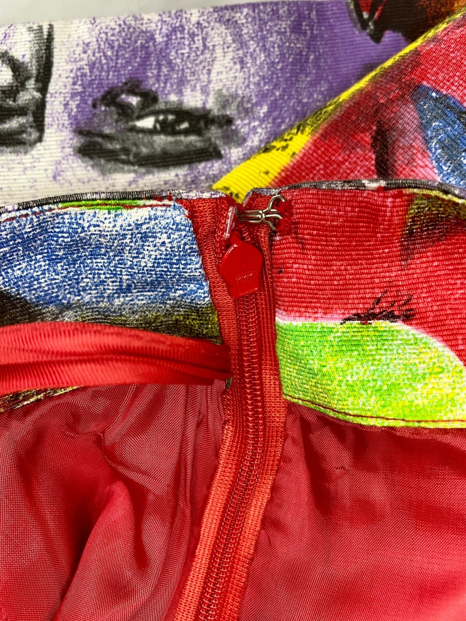 S/S 1991 Gianni Versace Marilyn Monroe Warhol Inspired Print Pop Art Skirt Suit - RealList