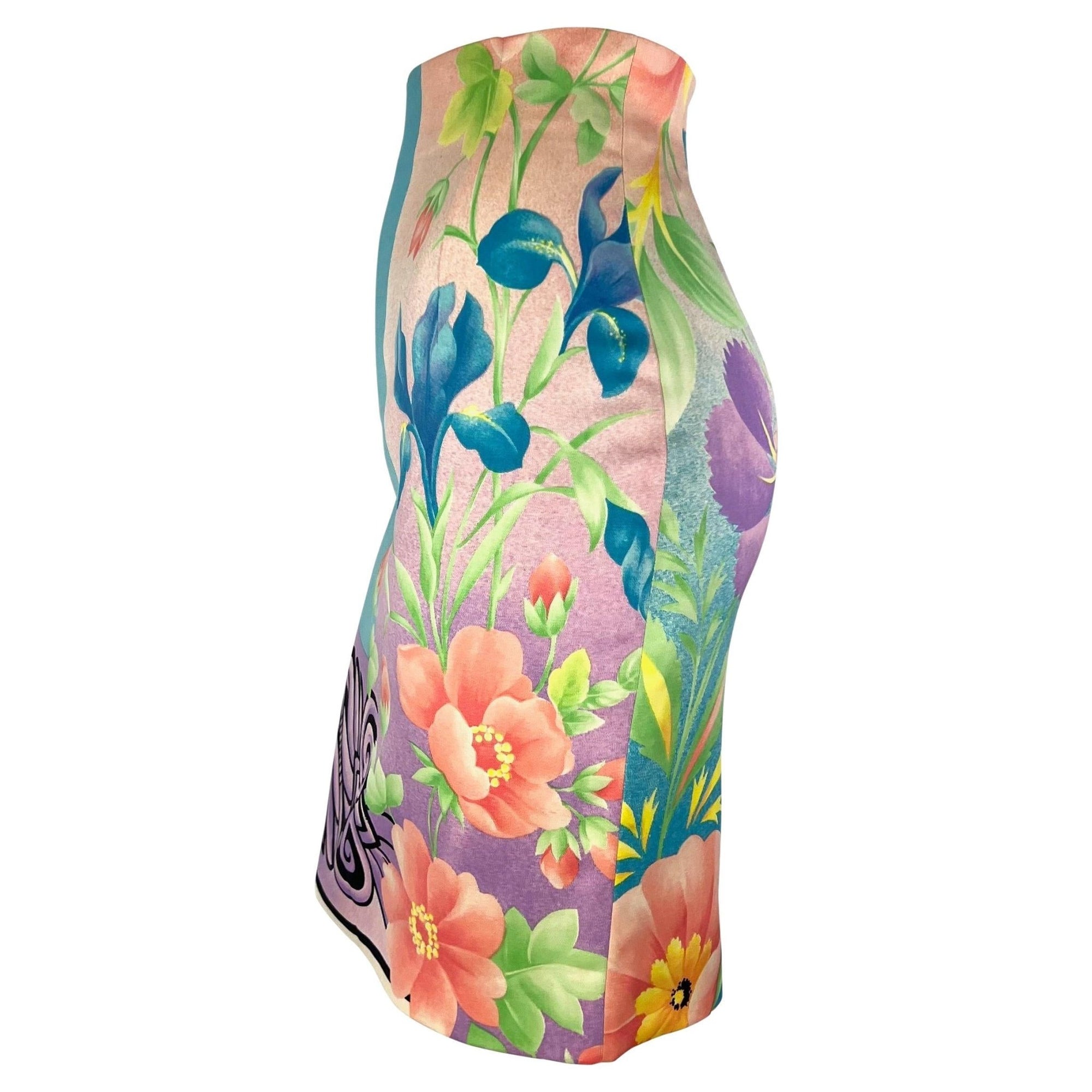 S/S 1992 Gianni Versace Couture Pastel Floral Mask Print Blue Pencil Skirt - RealList