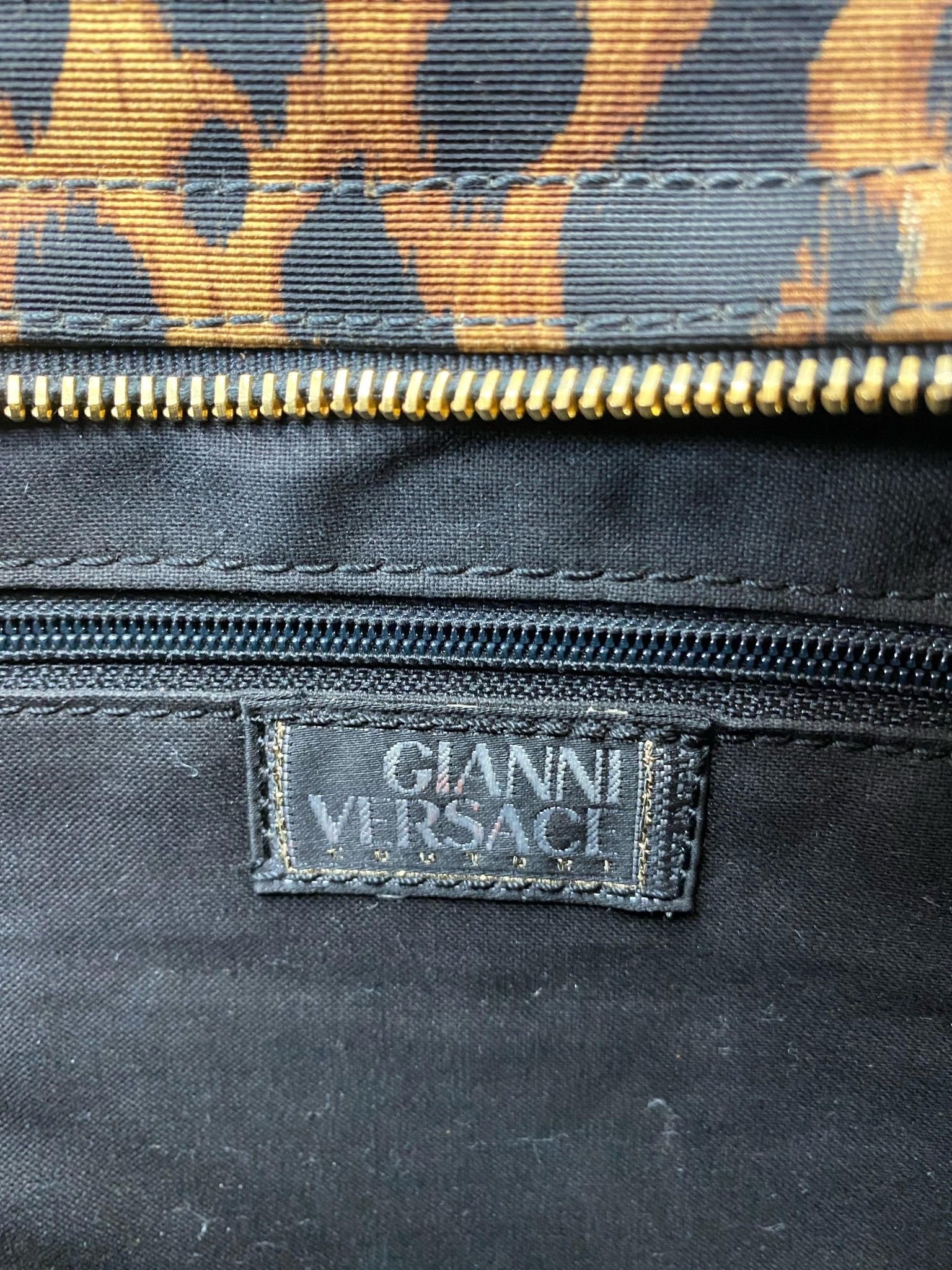 S/S 1992 Gianni Versace Leopard Print Shoulder Bag Gold Medusa Medallion - RealList