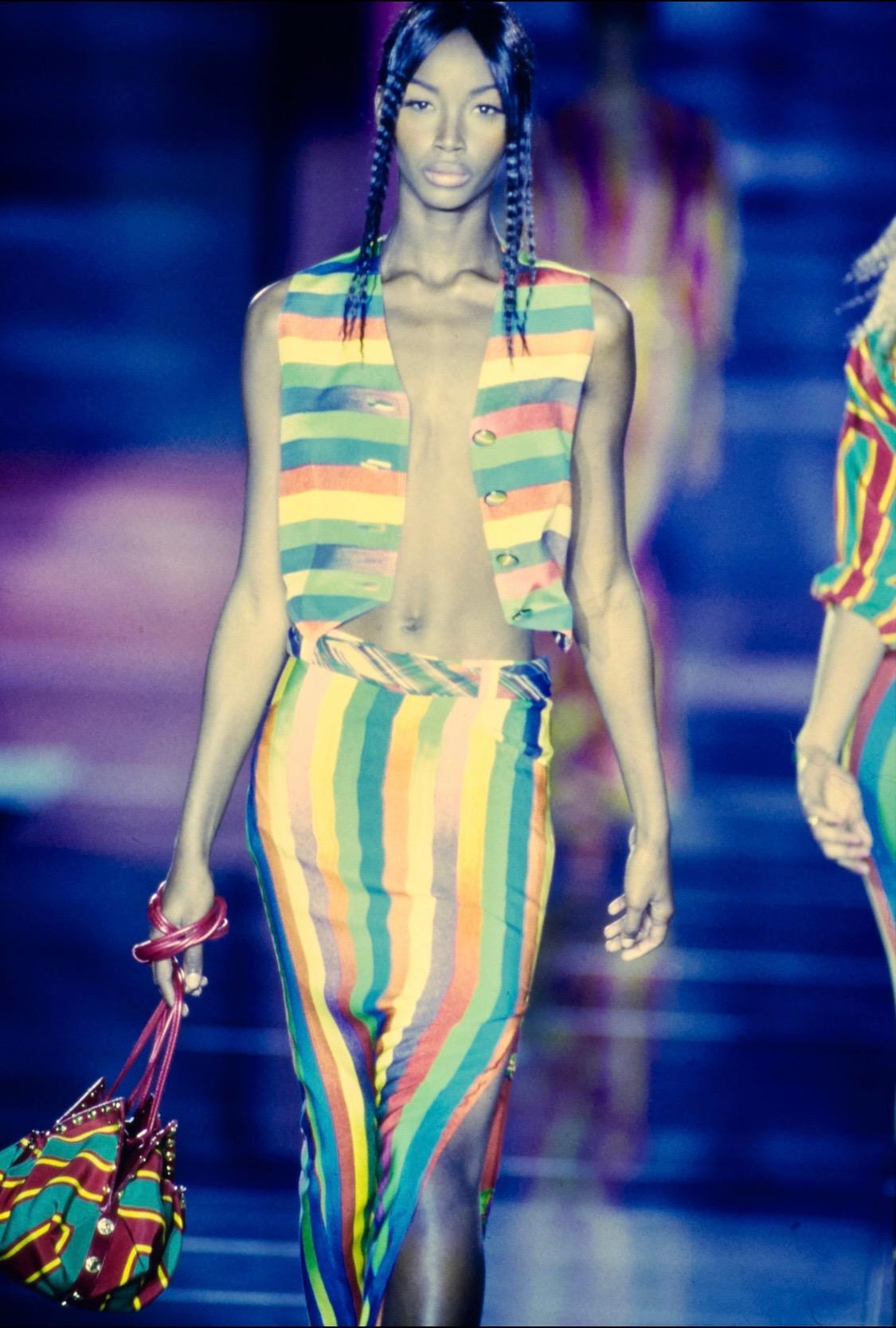 S/S 1993 Gianni Versace Couture Stripped Medusa Medallion Canvas Tote Runway - RealList