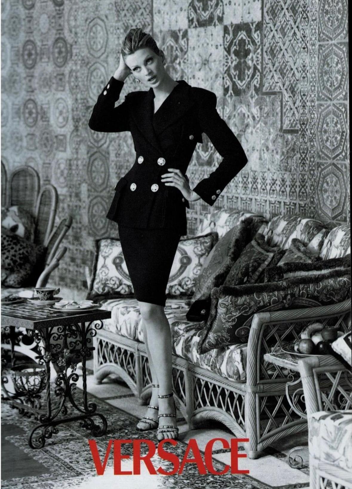 S/S 1995 Gianni Versace Runway Ad Navy Double Breasted Medusa Blazer - RealList