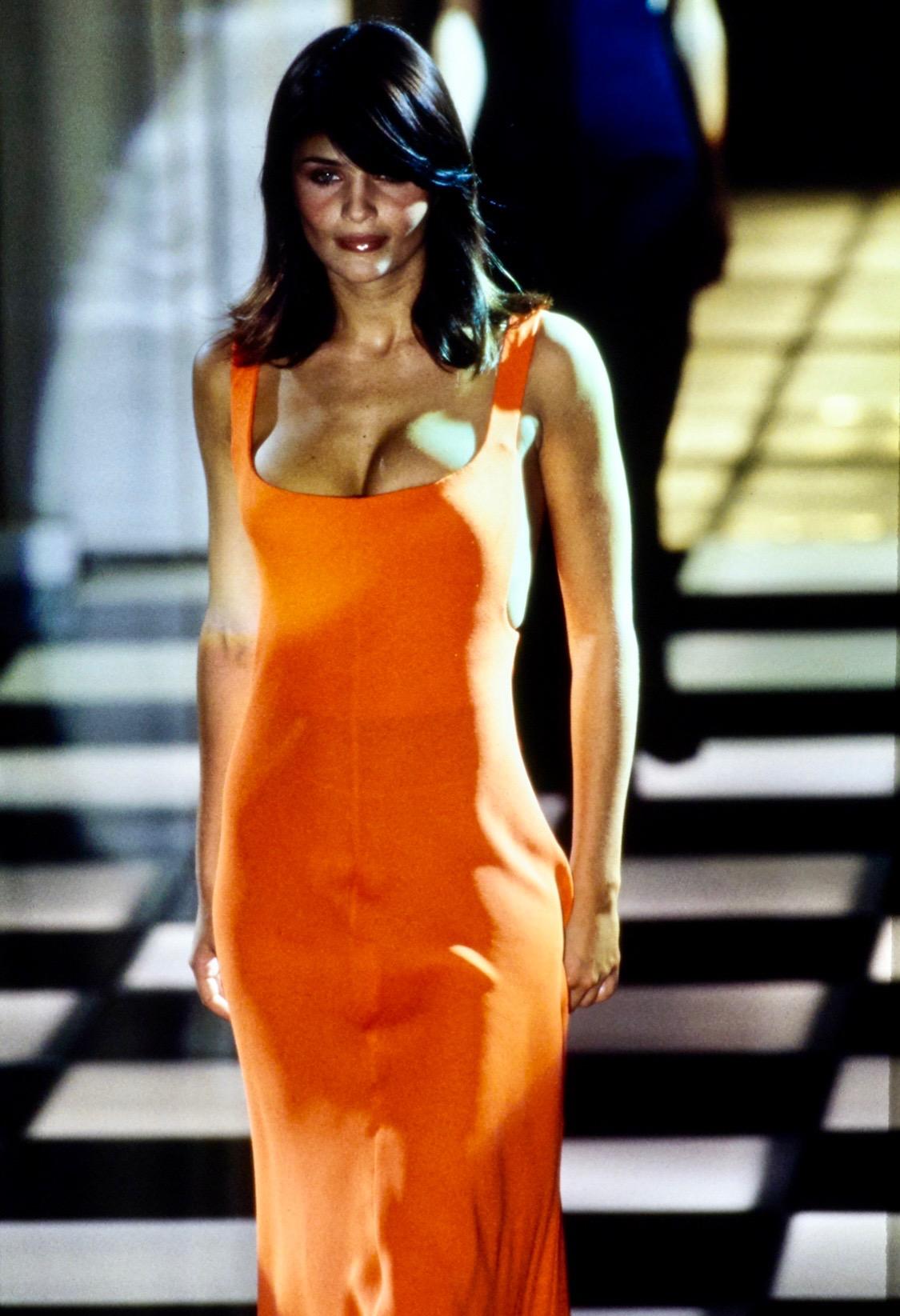 S/S 1996 Gianni Versace Couture Runway Ad Orange Bodycon Gown Helena Cindy Amber - RealList