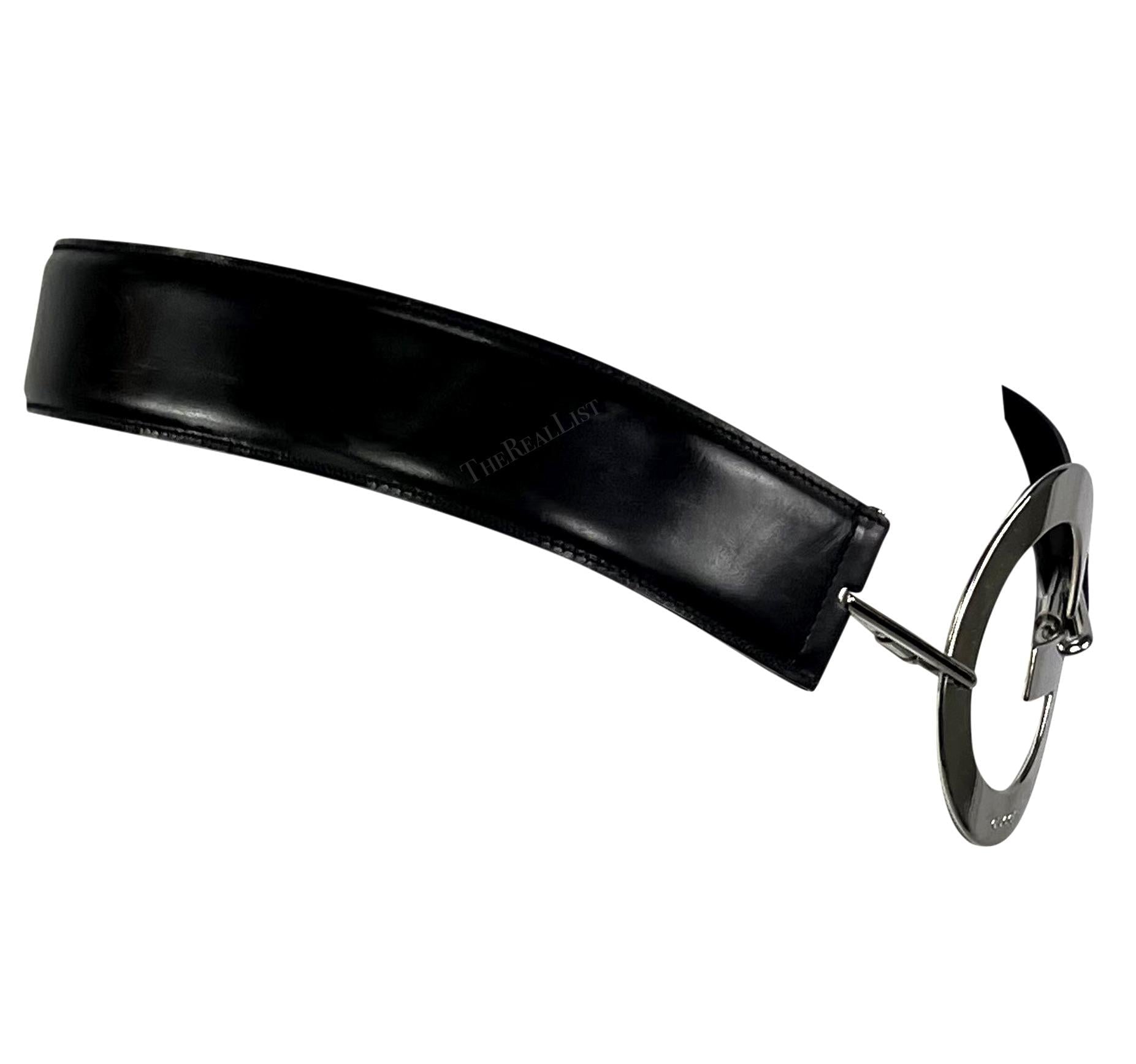 S/S 1996 Gucci by Tom Ford Silver Round G Medallion Buckle Black Belt - RealList