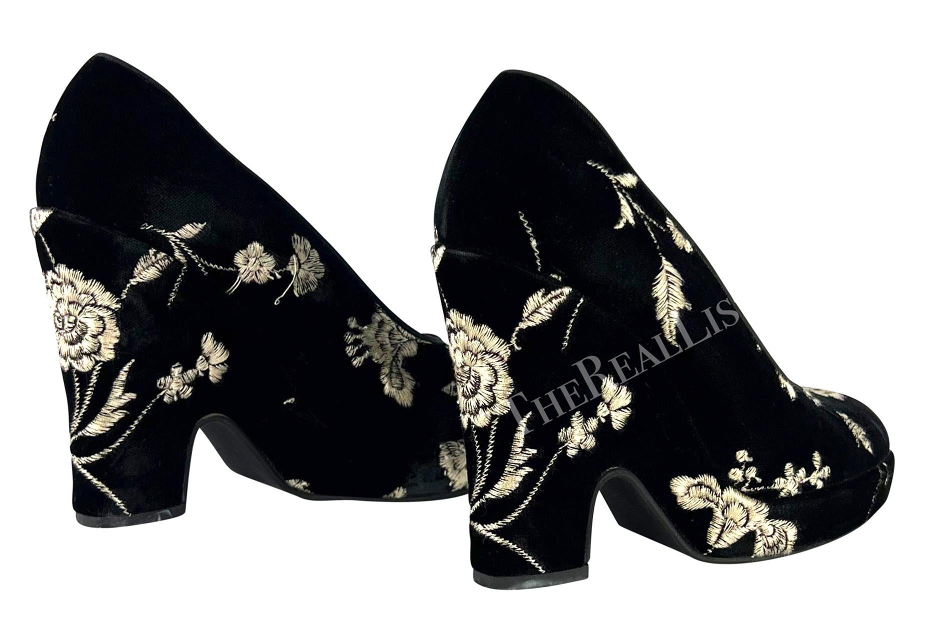 S/S 1997 Dolce & Gabbana Black Velvet Floral Embroidered Chunky Block Heels - RealList