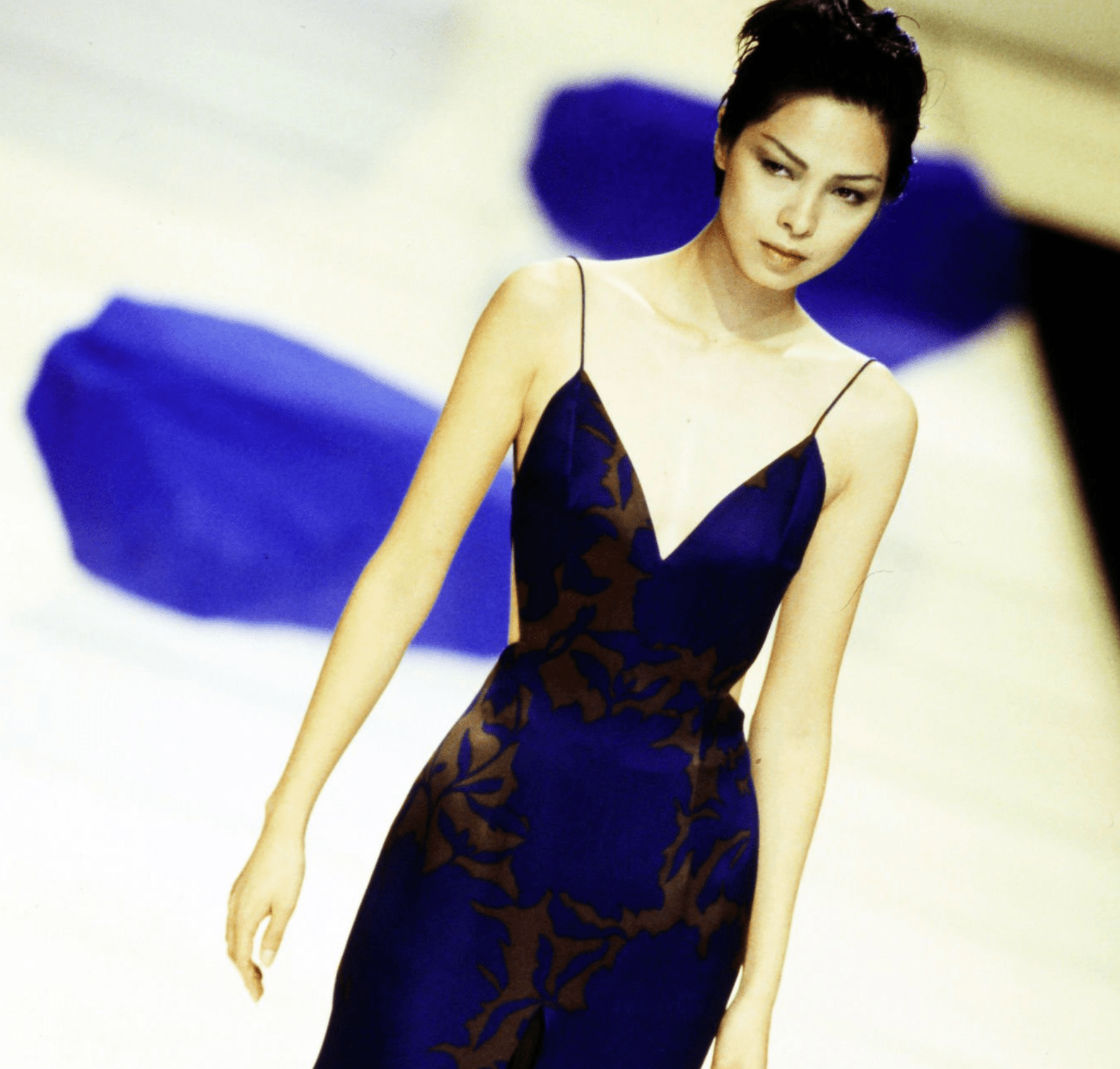 S/S 1997 Giorgio Armani Runway Ad Cobalt Blue Floral Satin Backless Slit Gown - RealList