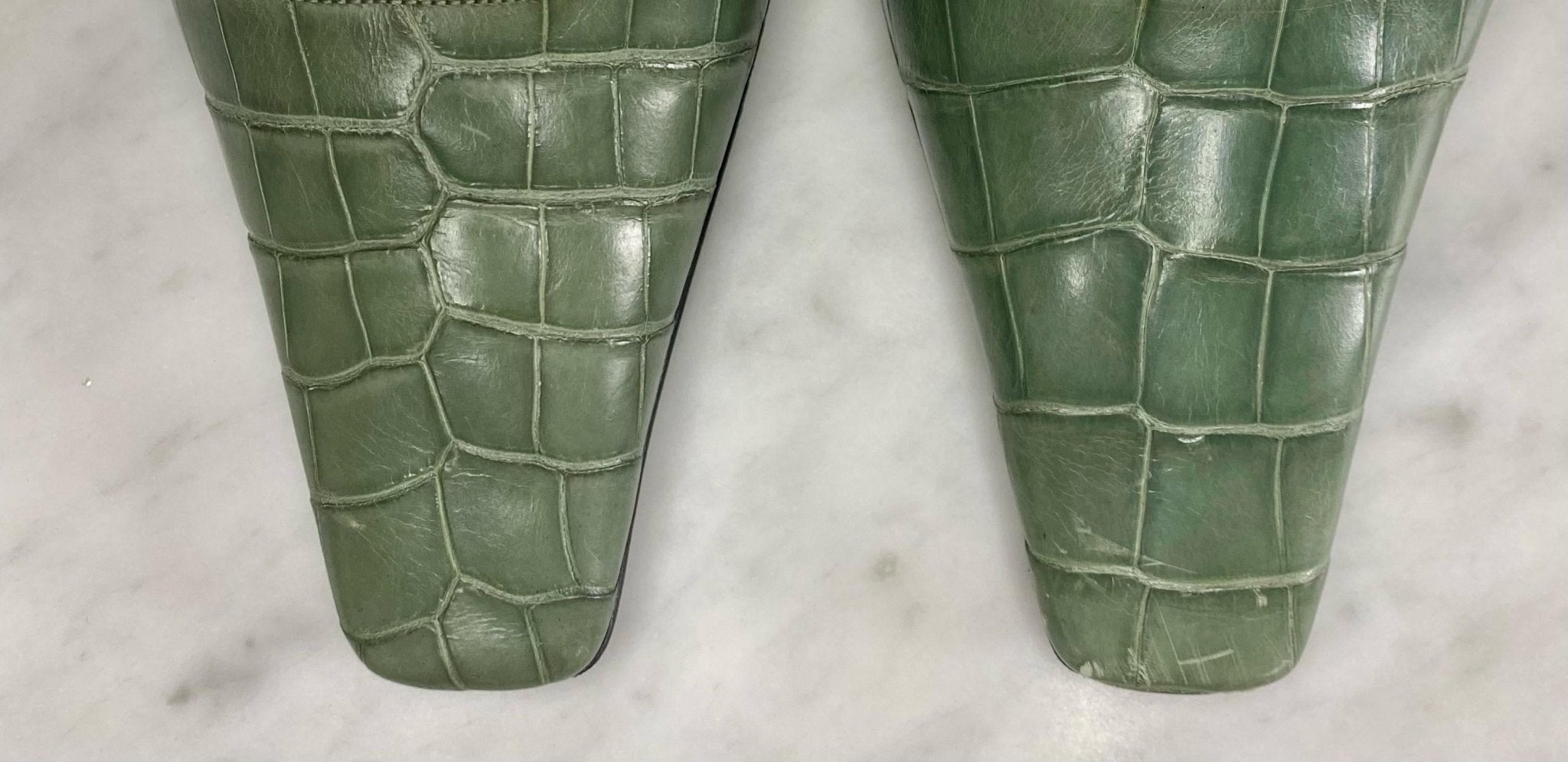 S/S 1998 Gucci by Tom Ford Light Green Alligator Kitten Heels Crystal G - RealList