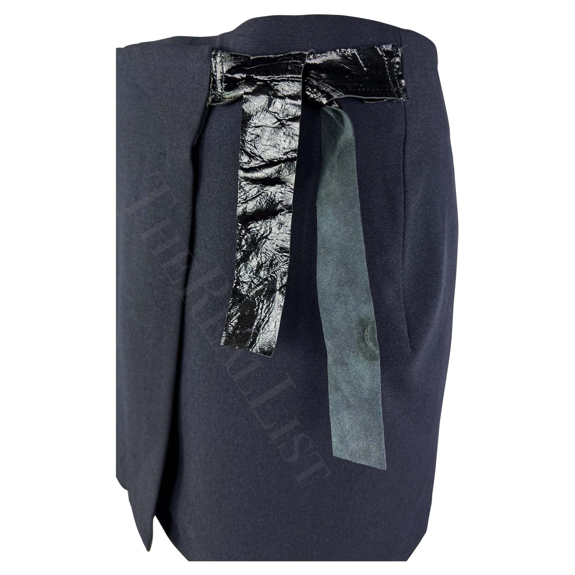 S/S 1998 Gucci by Tom Ford Prototype Sample Patent Leather Wrap Mini Skirt - RealList