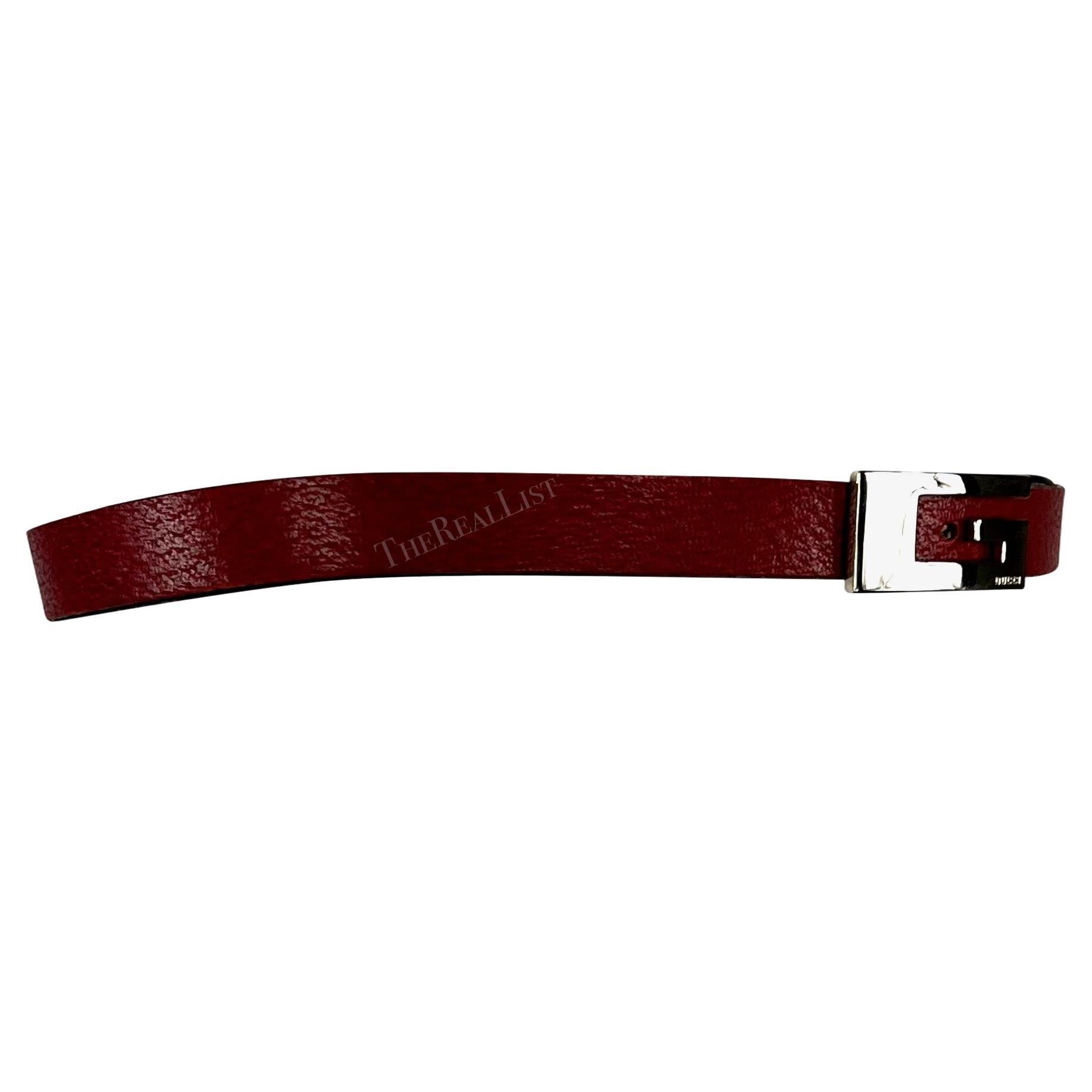 S/S 1998 Gucci by Tom Ford Red Leather G Rectangular Logo Buckle Belt - RealList