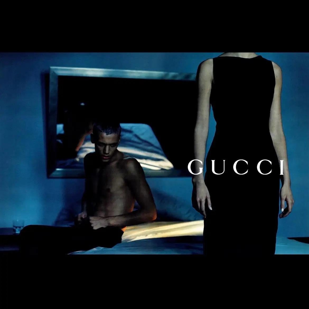 S/S 1998 Gucci by Tom Ford Runway Black Sleeveless Panel Bateau Pencil Dress - RealList