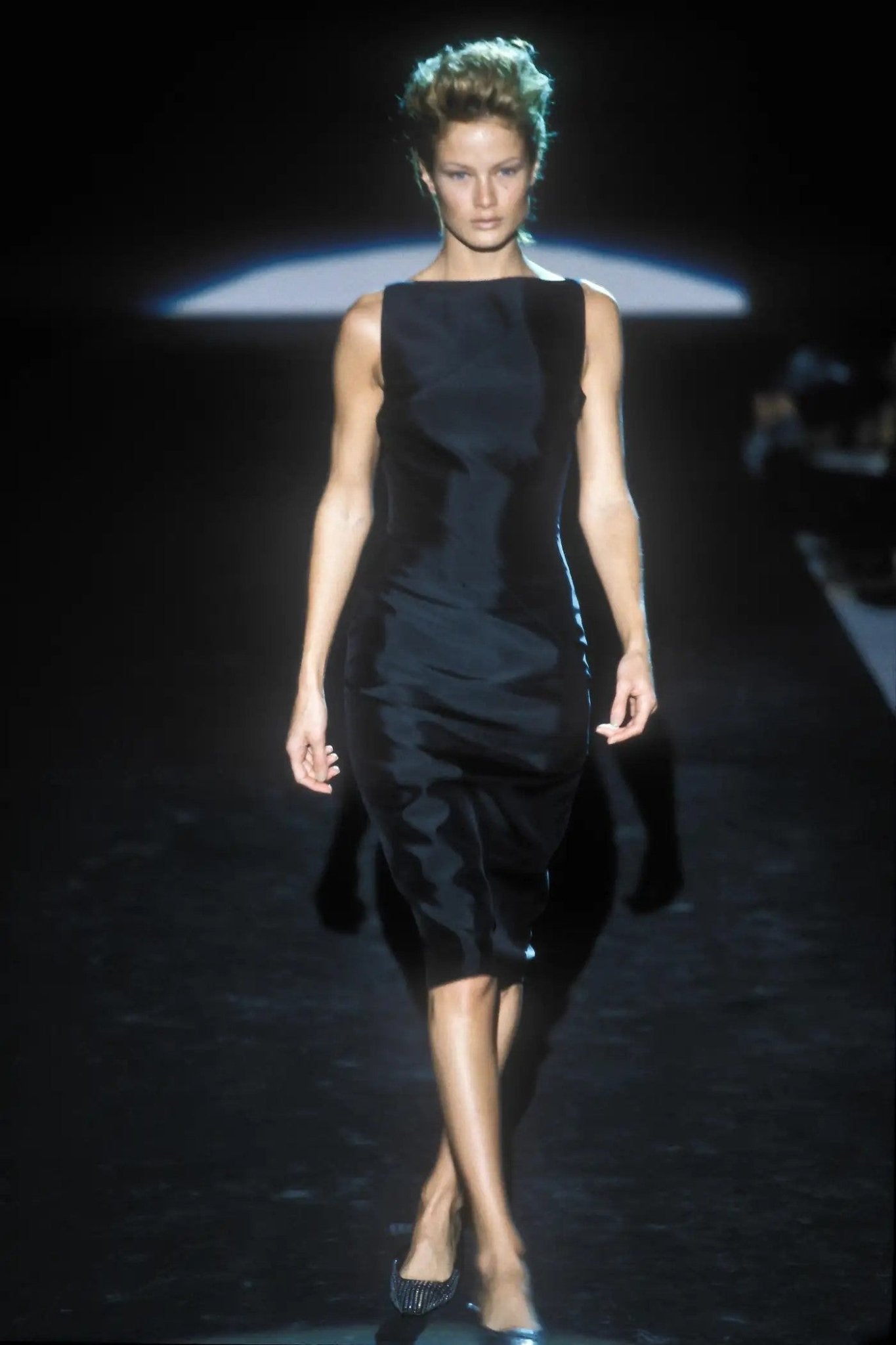 S/S 1998 Gucci by Tom Ford Runway Black Sleeveless Panel Bateau Pencil Dress - RealList